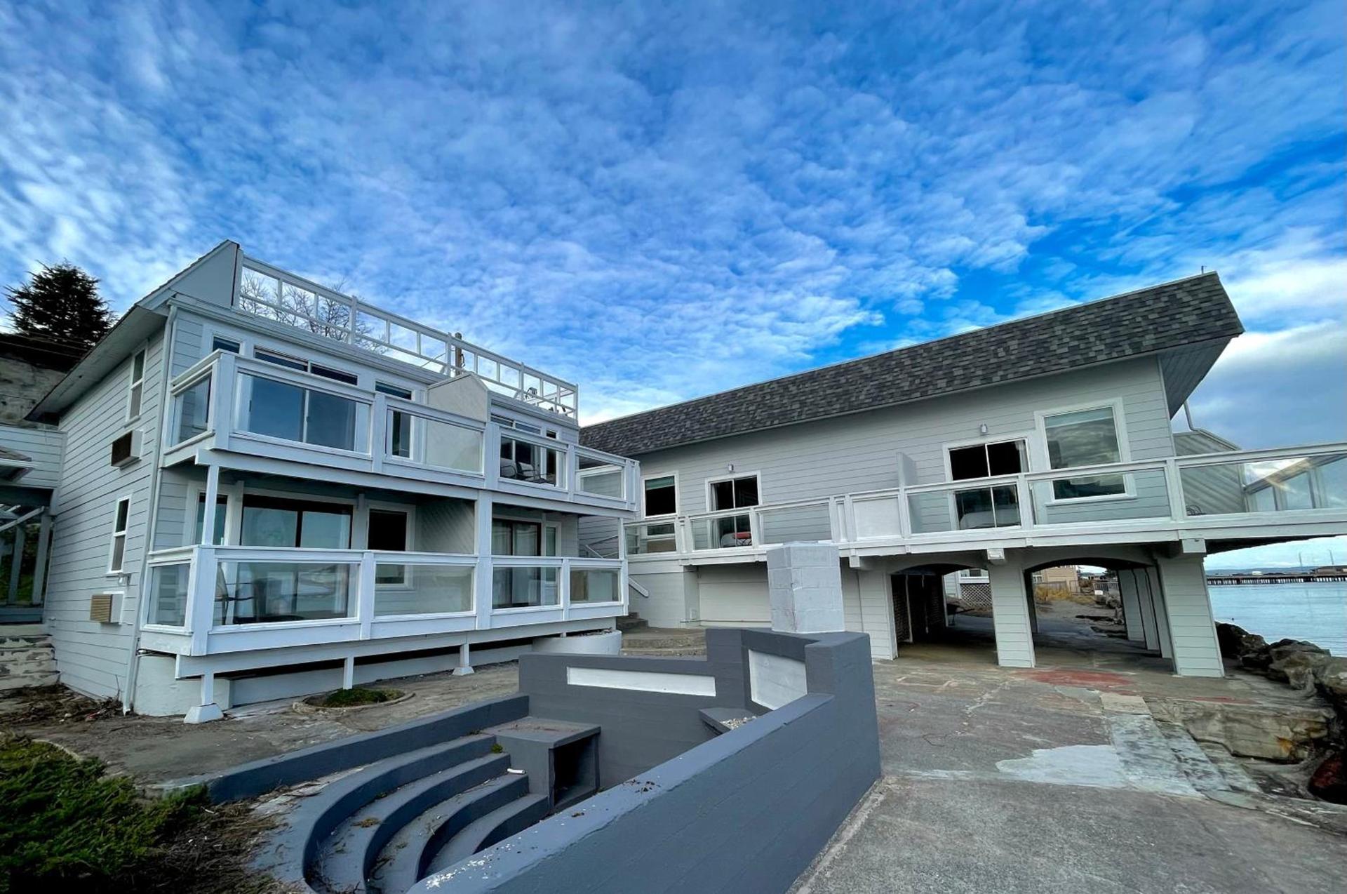 Tides Inn & Suites photo 13