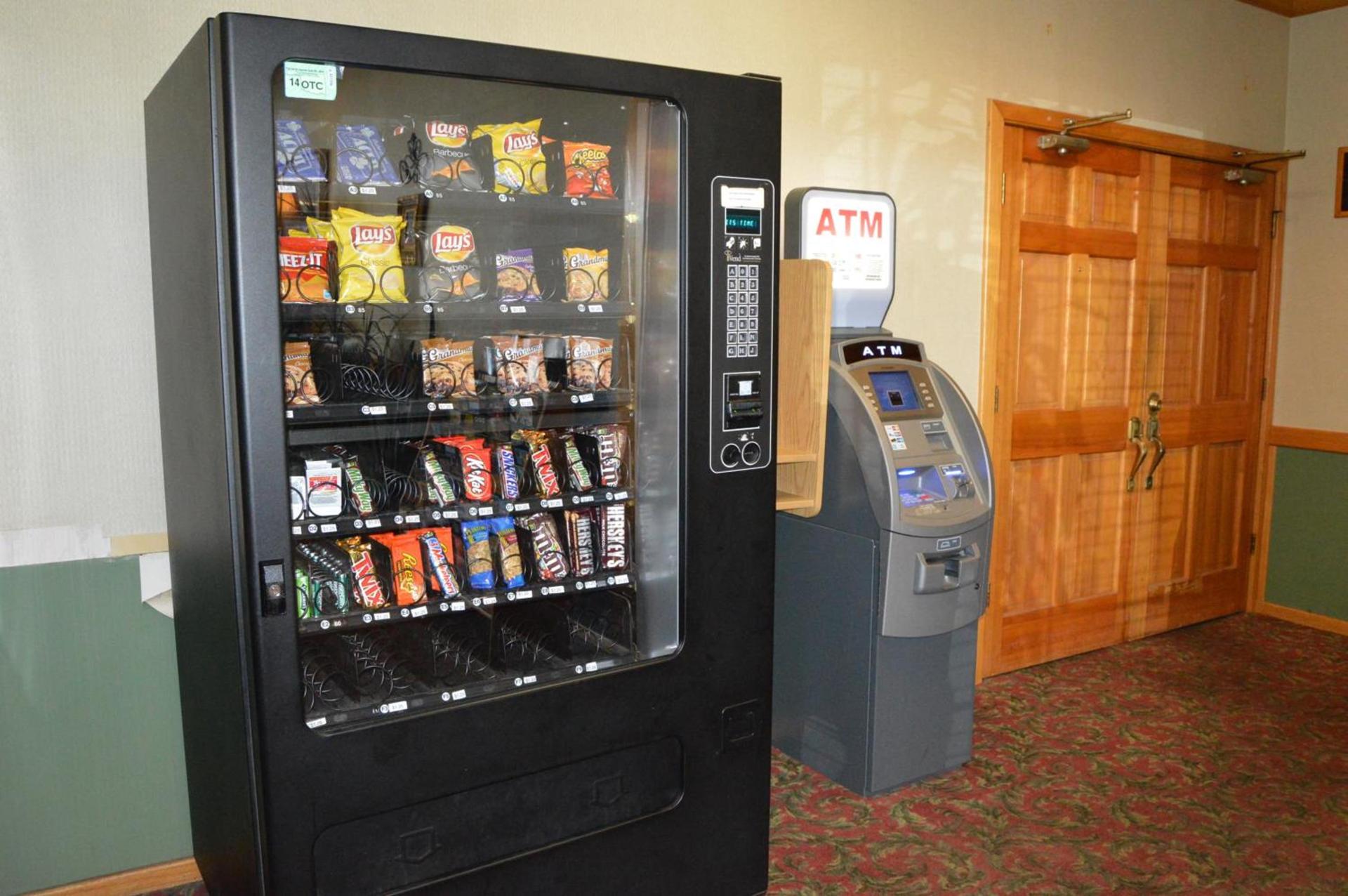 Days Inn by Wyndham Clinton photo 13