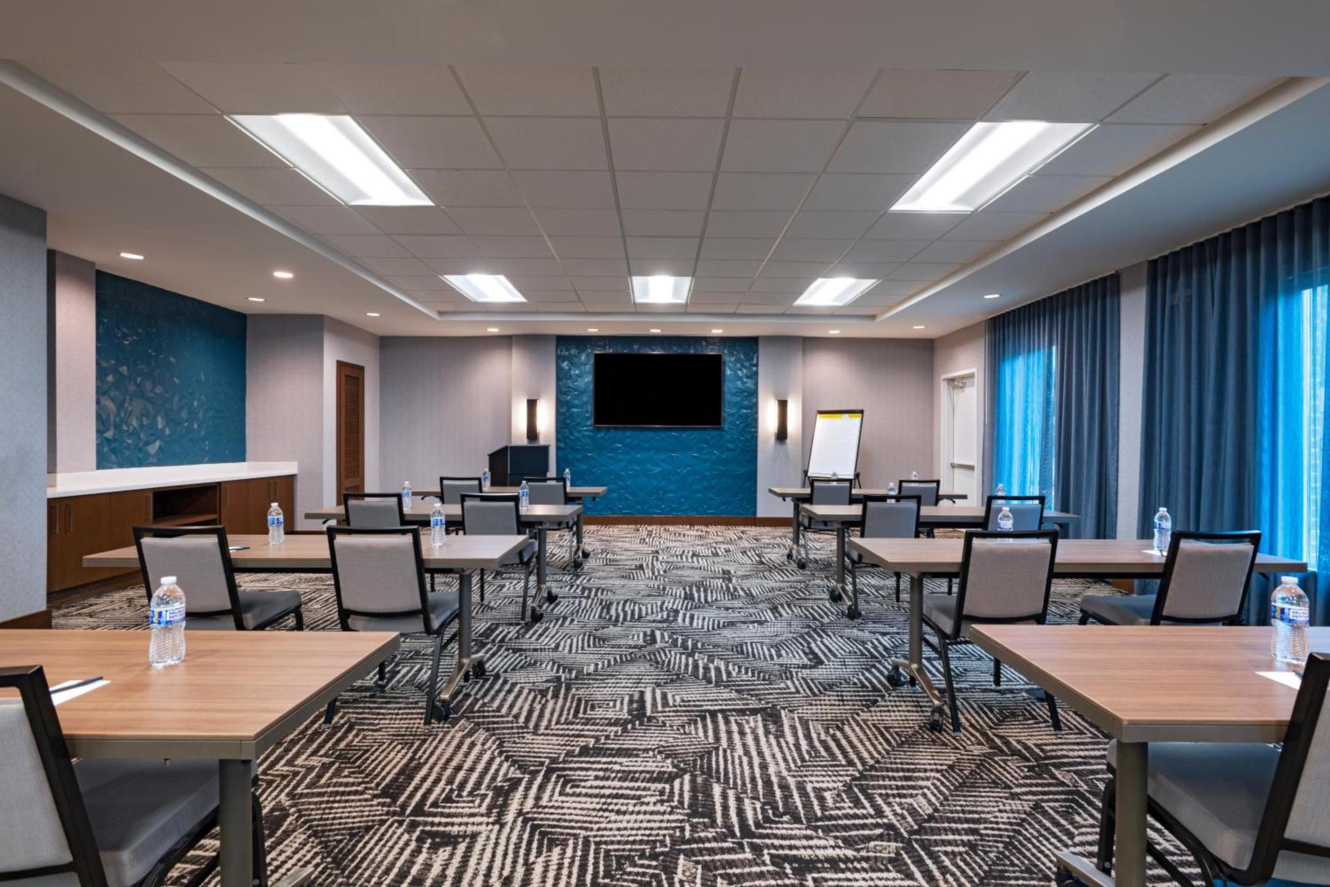 Hyatt Place Austin Lake Travis/Four Points photo 58