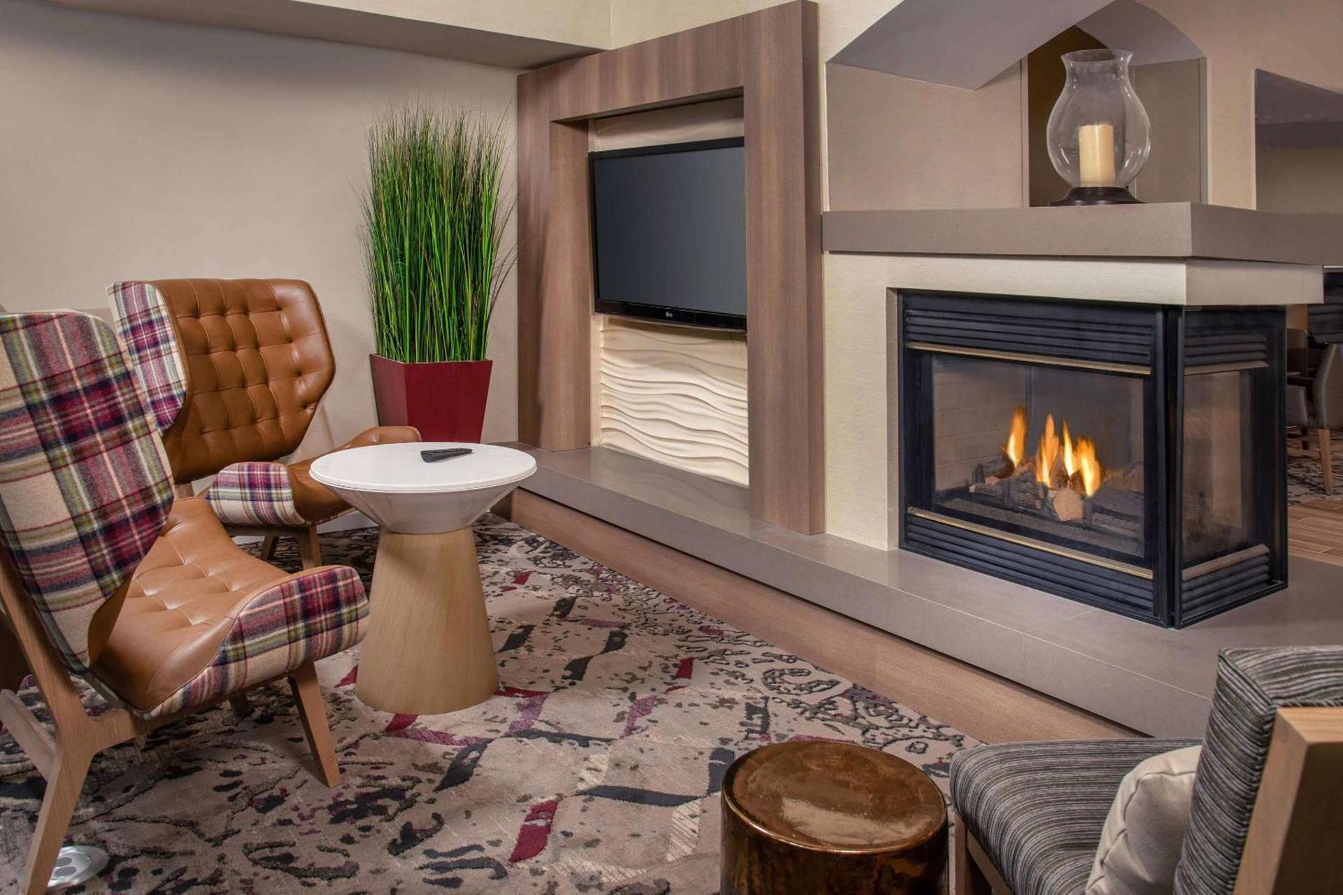 Sonesta ES Suites Baltimore BWI Airport photo 3