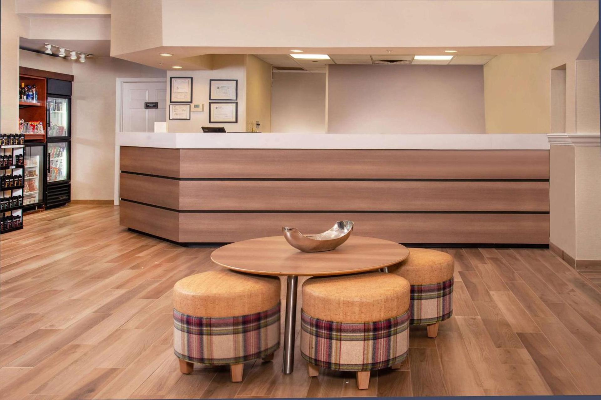 Sonesta ES Suites Baltimore BWI Airport photo 5