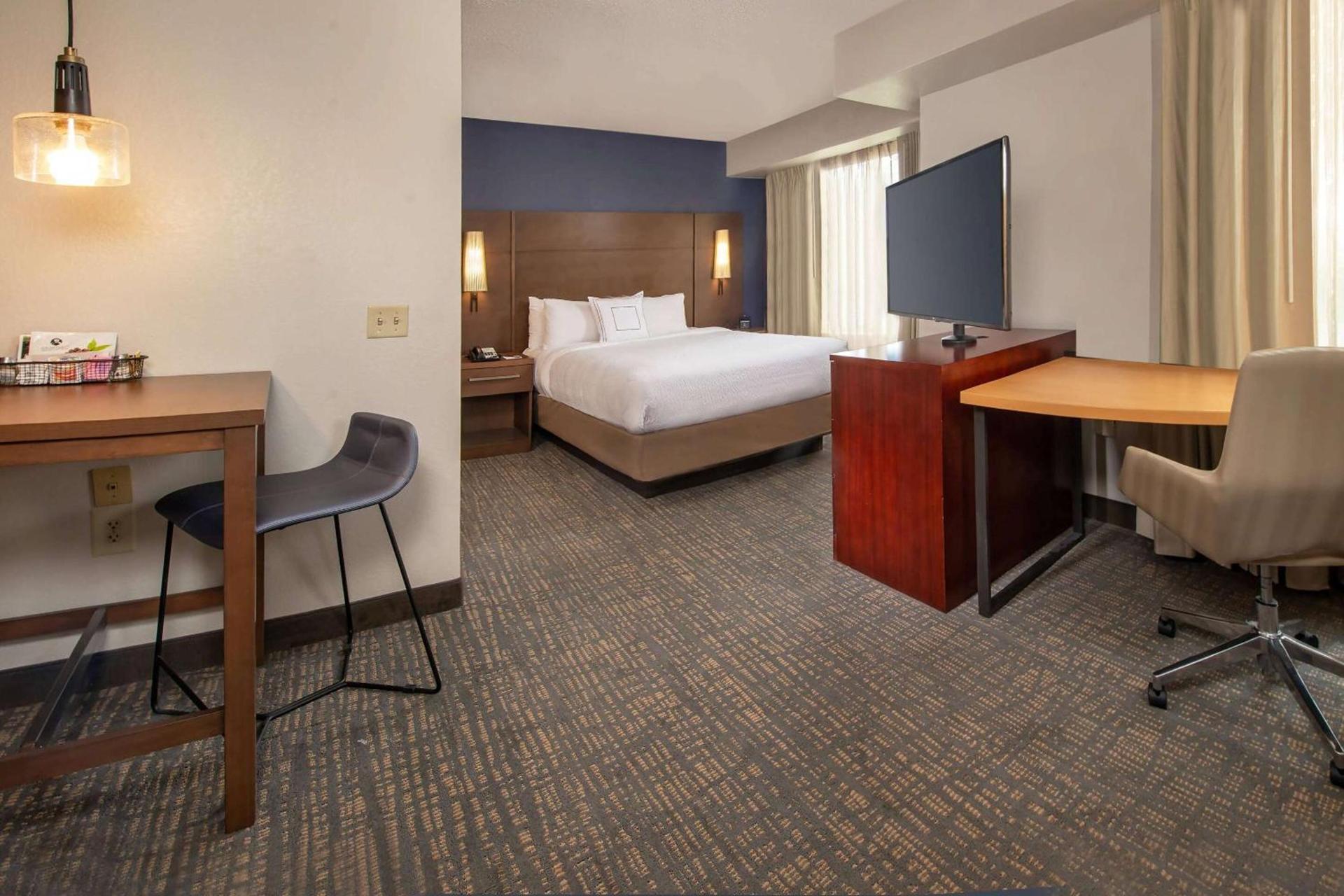 Sonesta ES Suites Baltimore BWI Airport photo 8