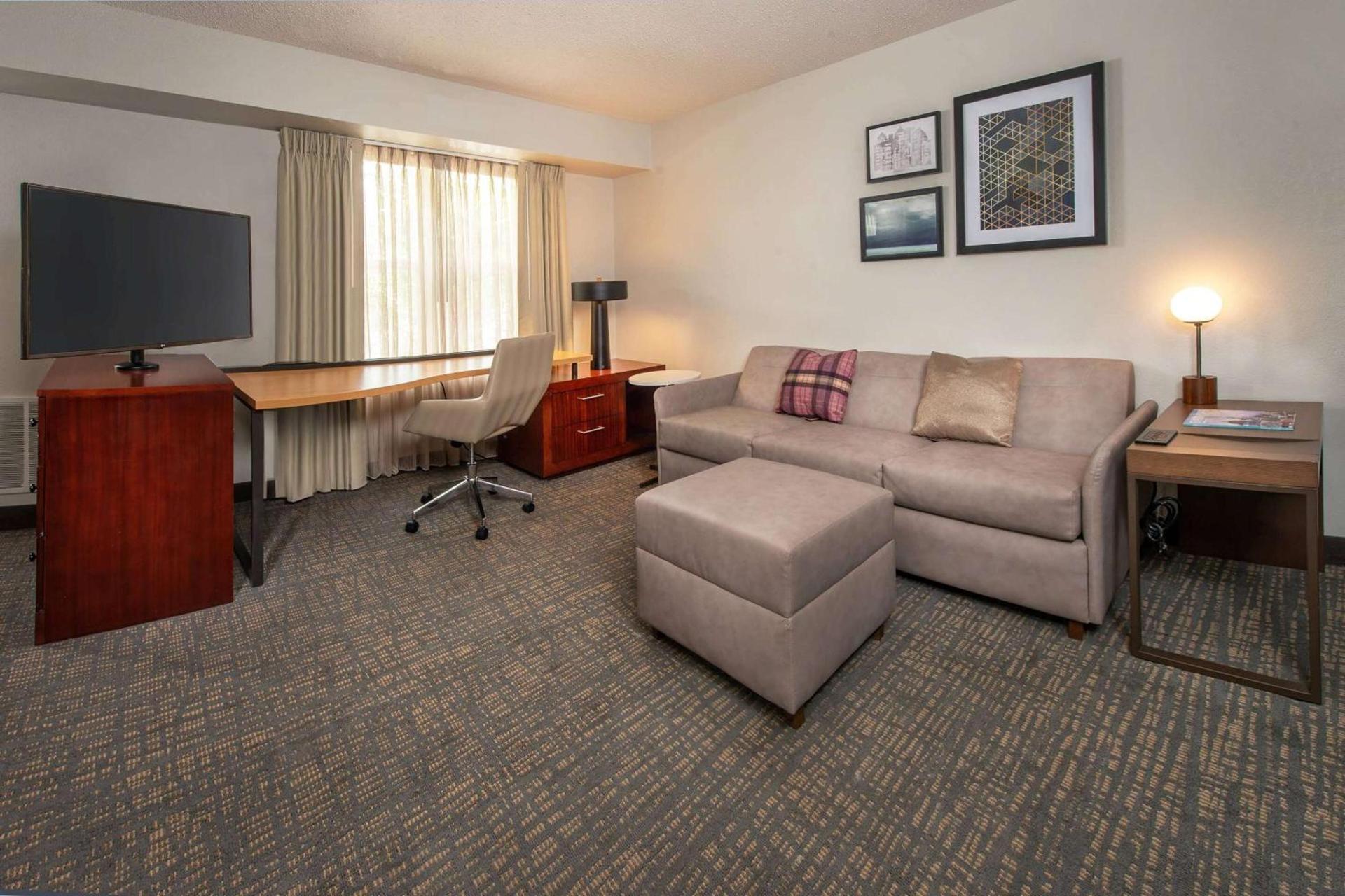 Sonesta ES Suites Baltimore BWI Airport photo 10