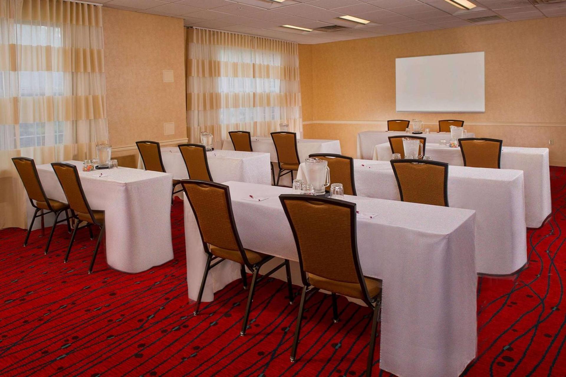 Sonesta ES Suites Baltimore BWI Airport photo 25