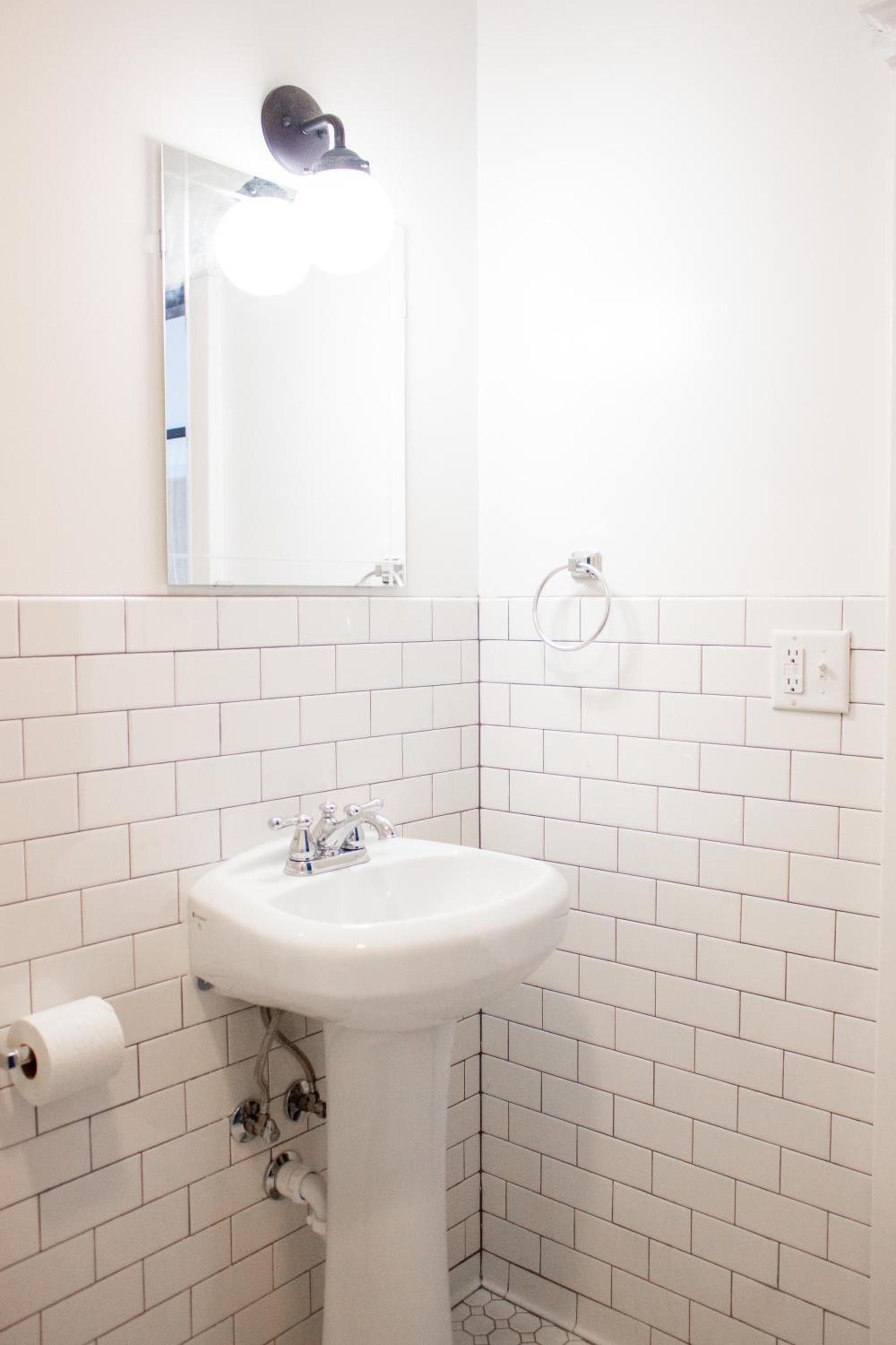 11th Avenue Hostel photo 60