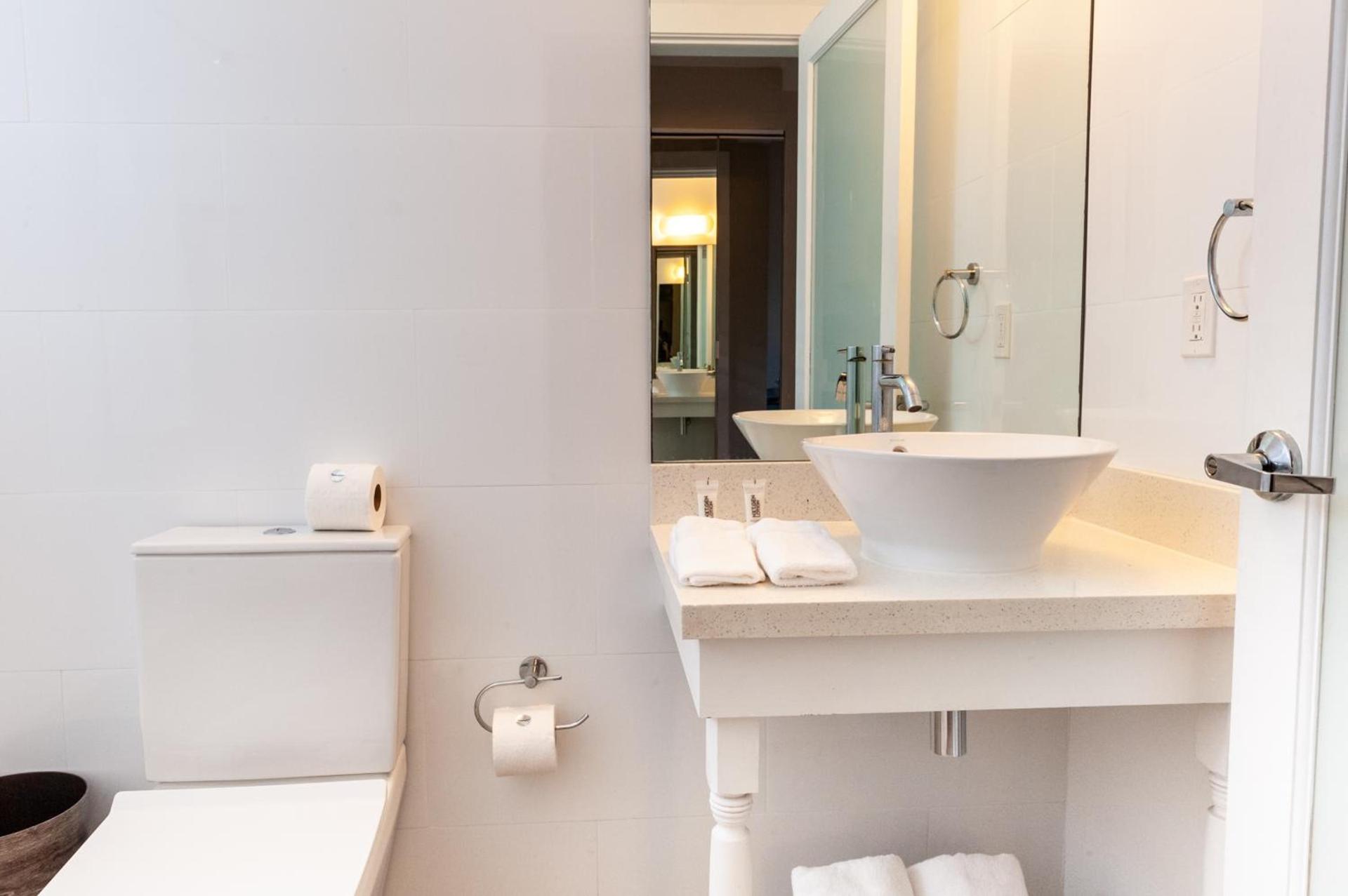 Waterside Hotel and Suites photo 29