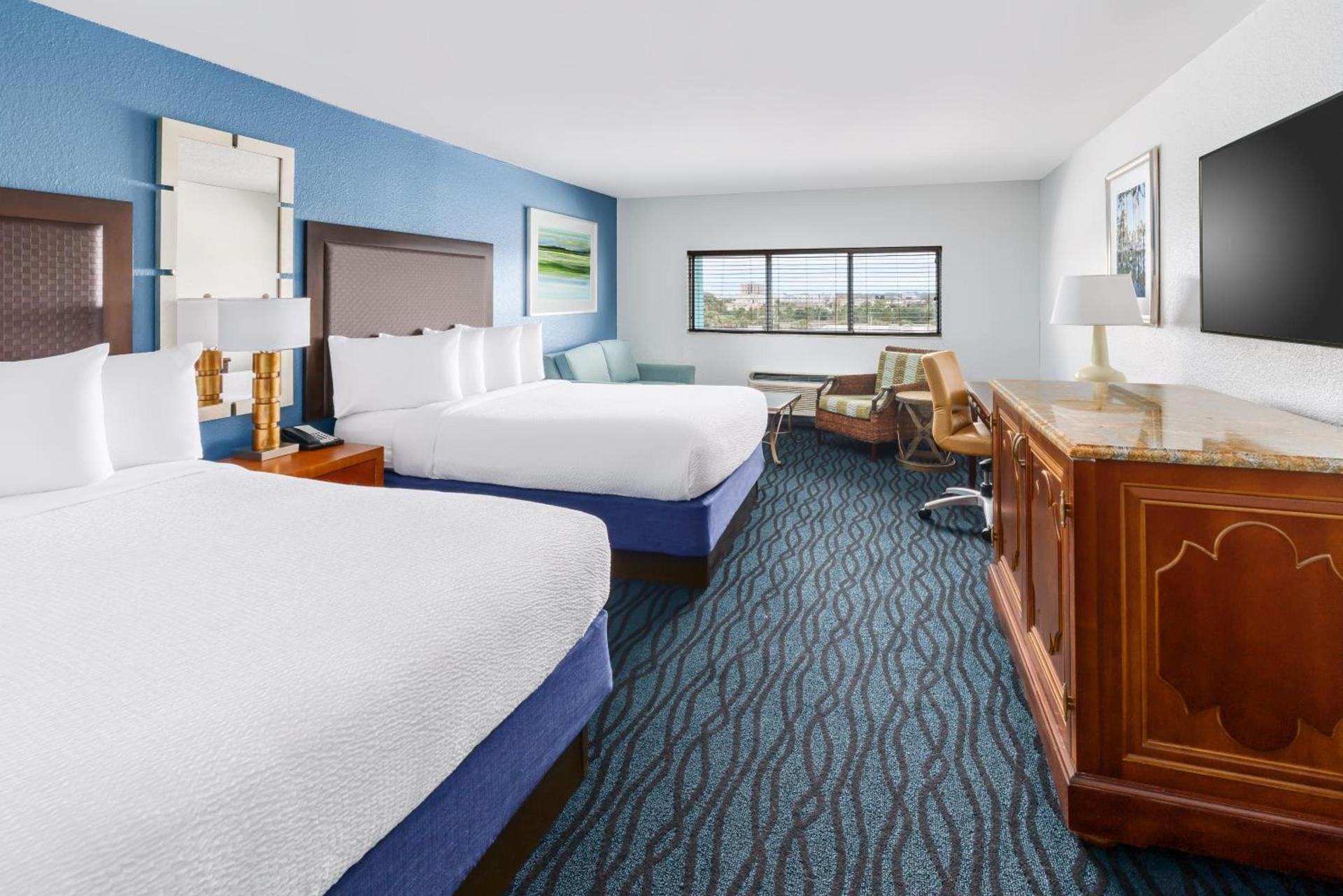 Coco Key Hotel & Water Park Resort photo 25