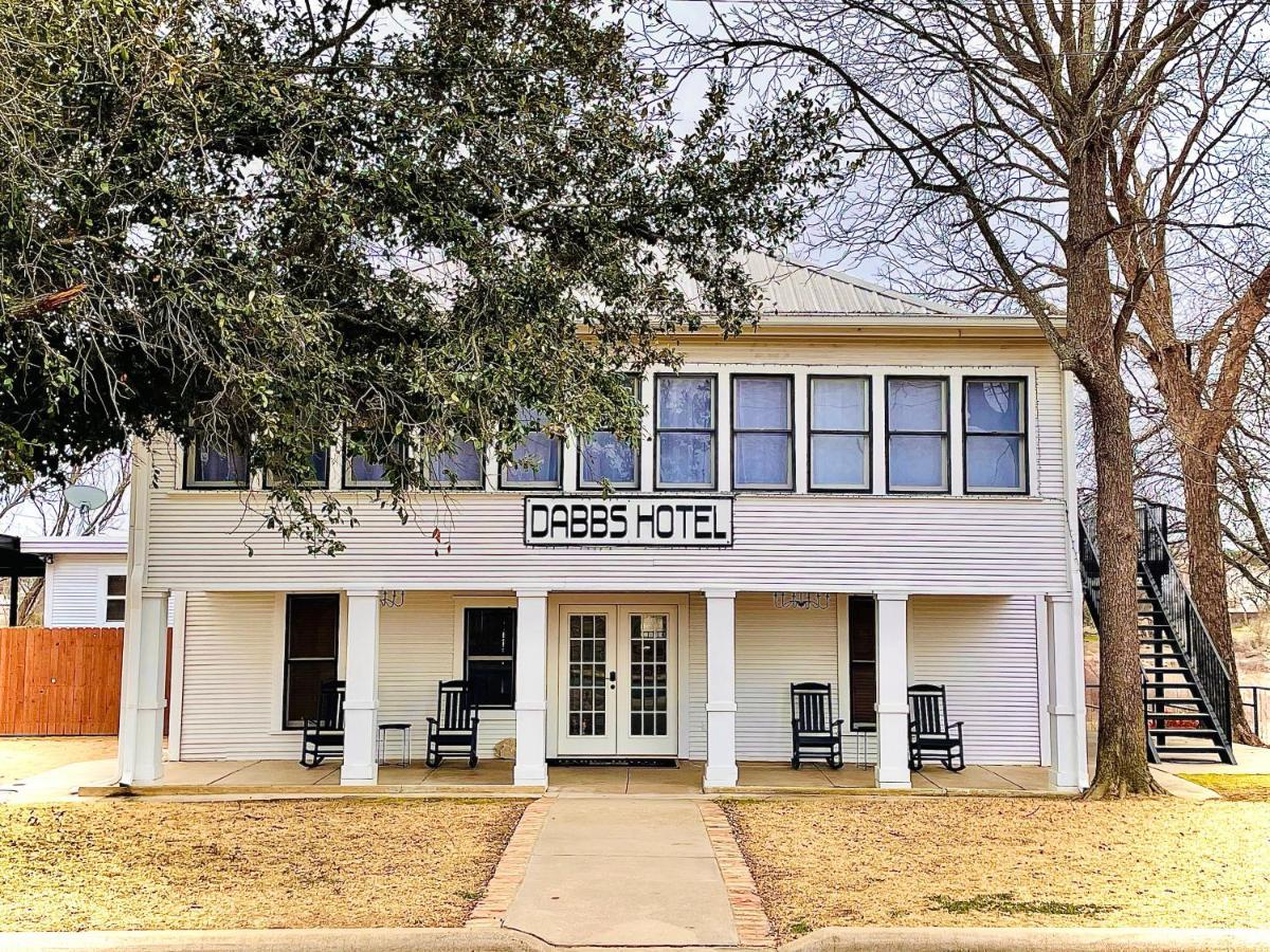 Dabbs Hotel photo 32