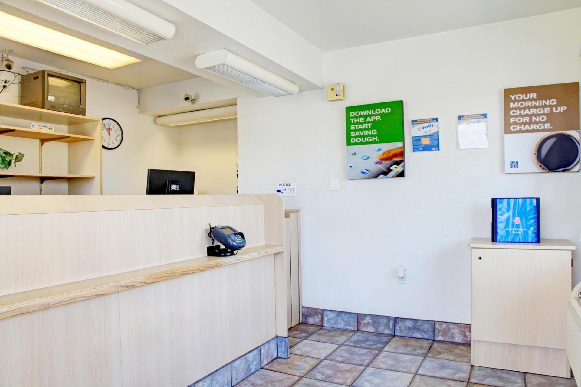 Motel 6-Tempe, AZ - Broadway - ASU photo 36