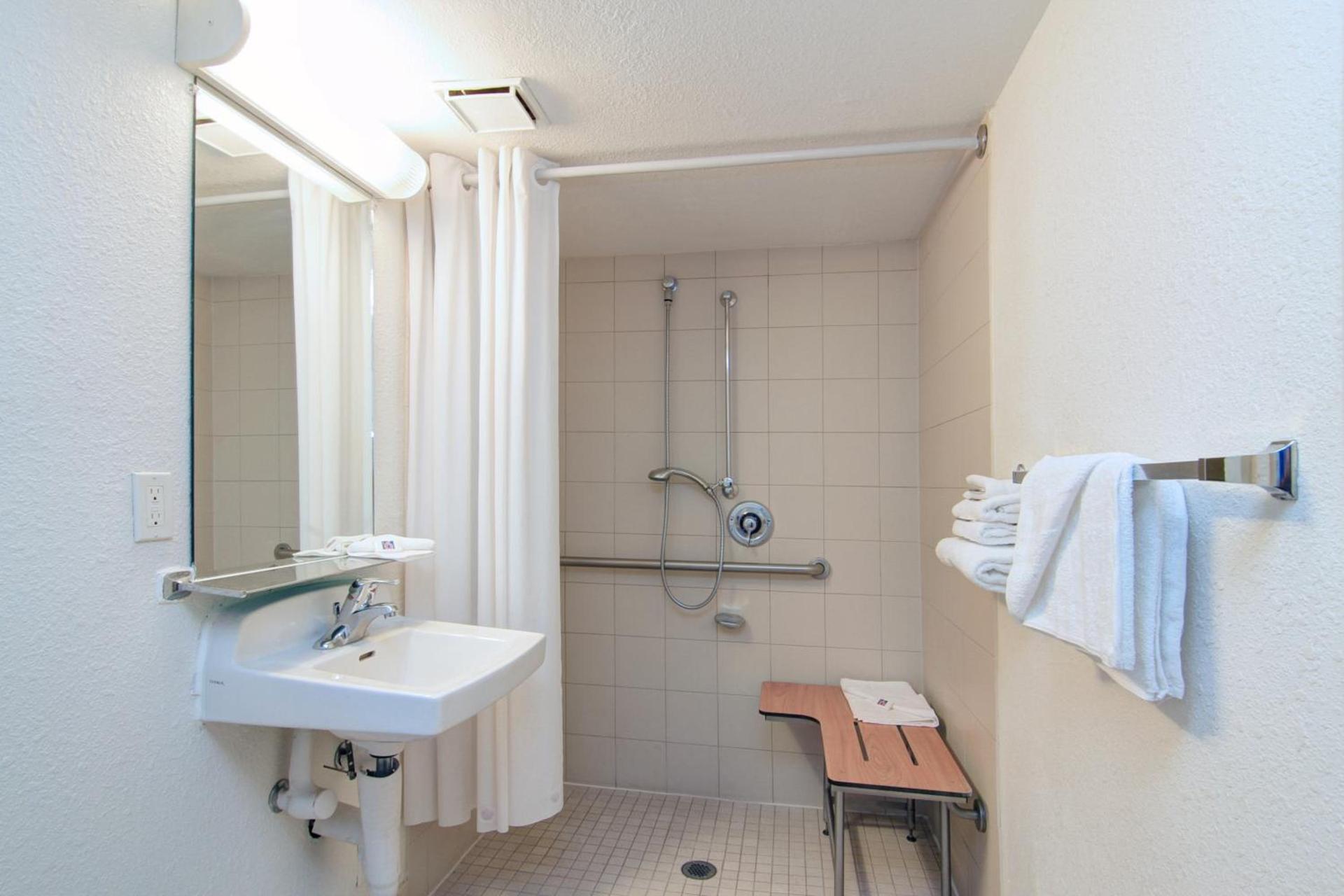 Motel 6-Tempe, AZ - Broadway - ASU photo 40