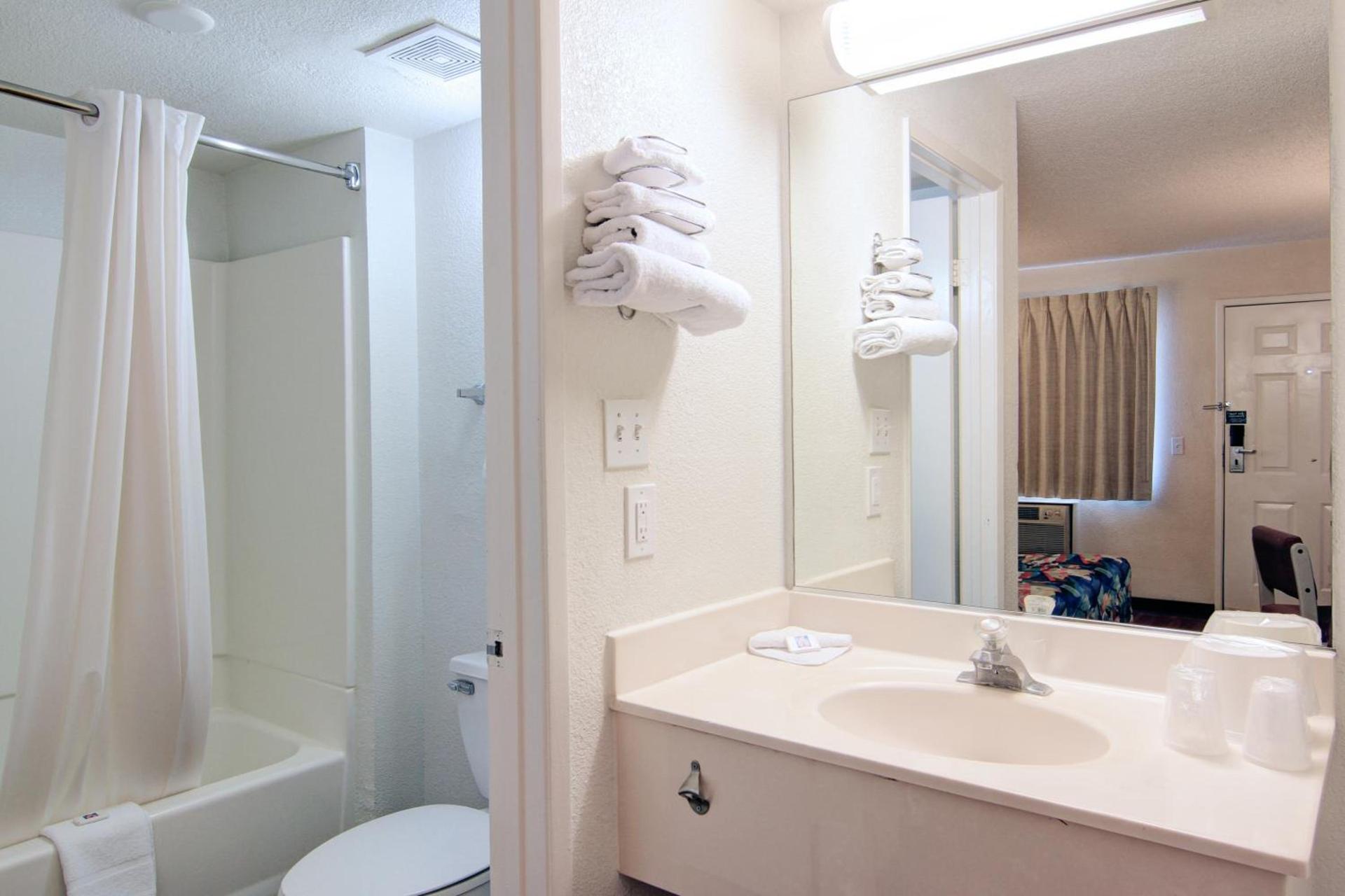 Motel 6-Tempe, AZ - Broadway - ASU photo 47