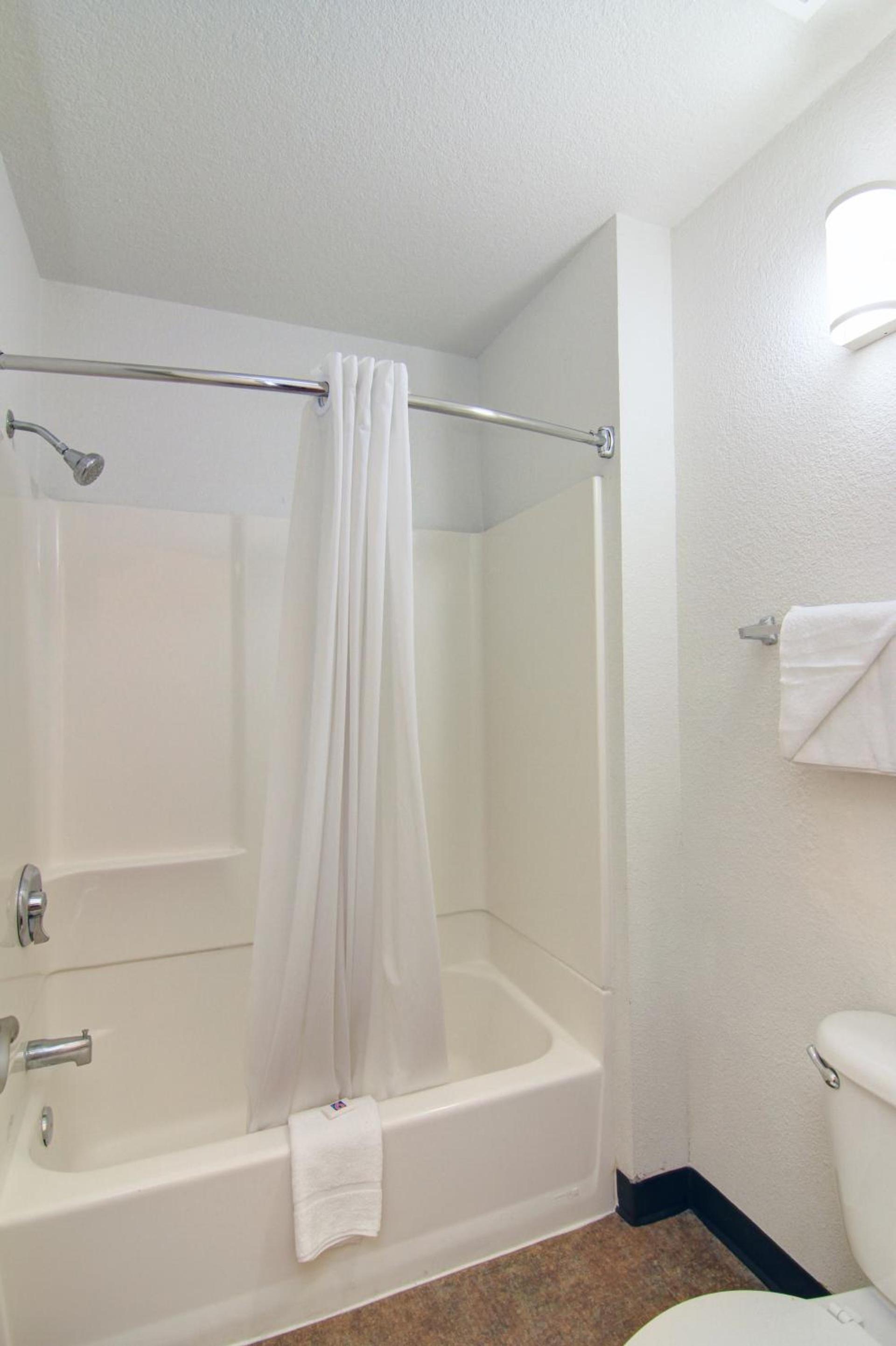 Motel 6-Tempe, AZ - Broadway - ASU photo 33