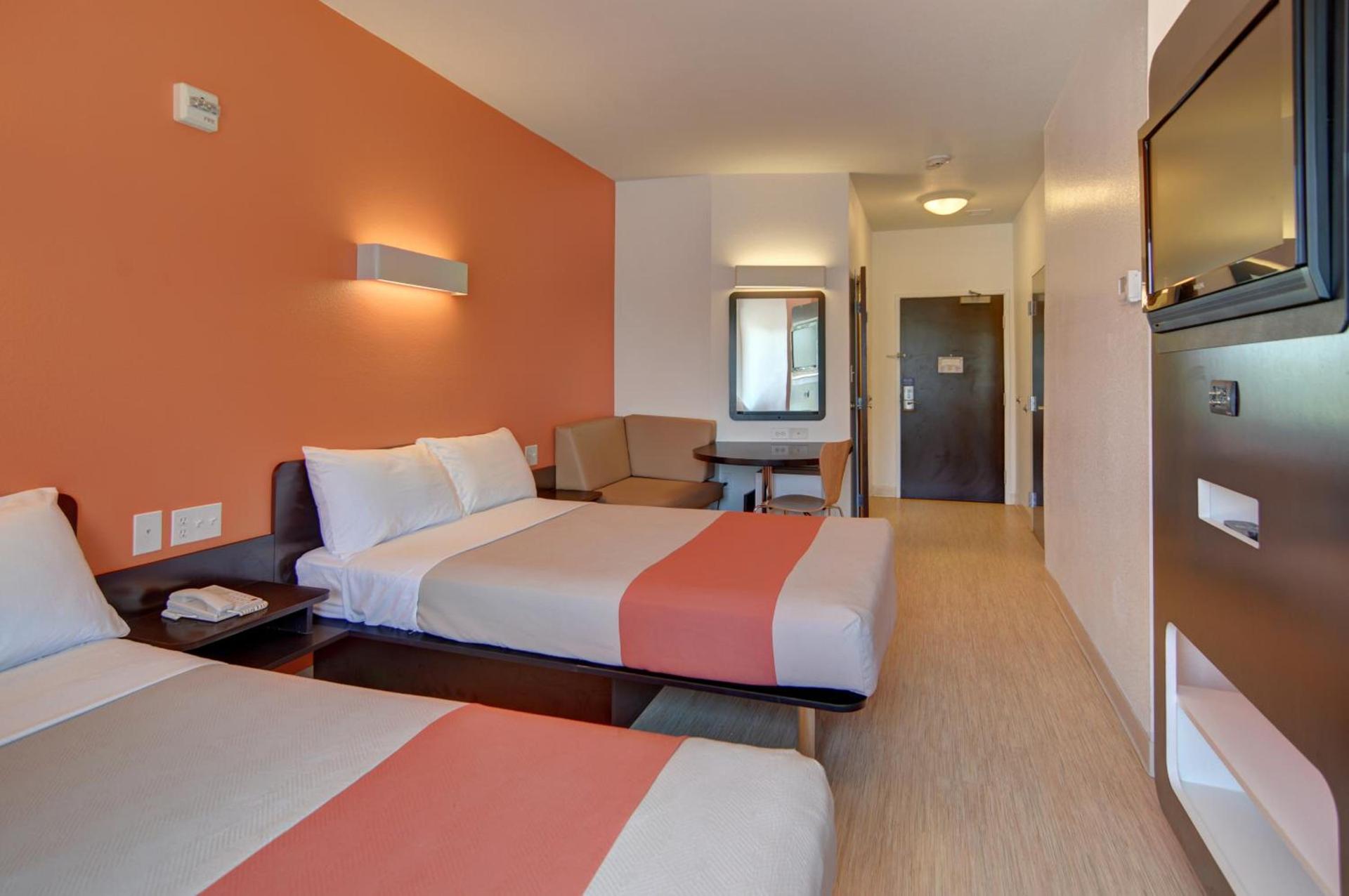 Motel 6-Roanoke, TX - Northlake - Speedway photo 42