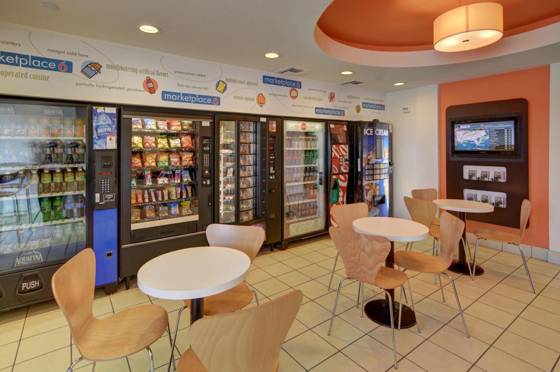 Motel 6-Roanoke, TX - Northlake - Speedway photo 36