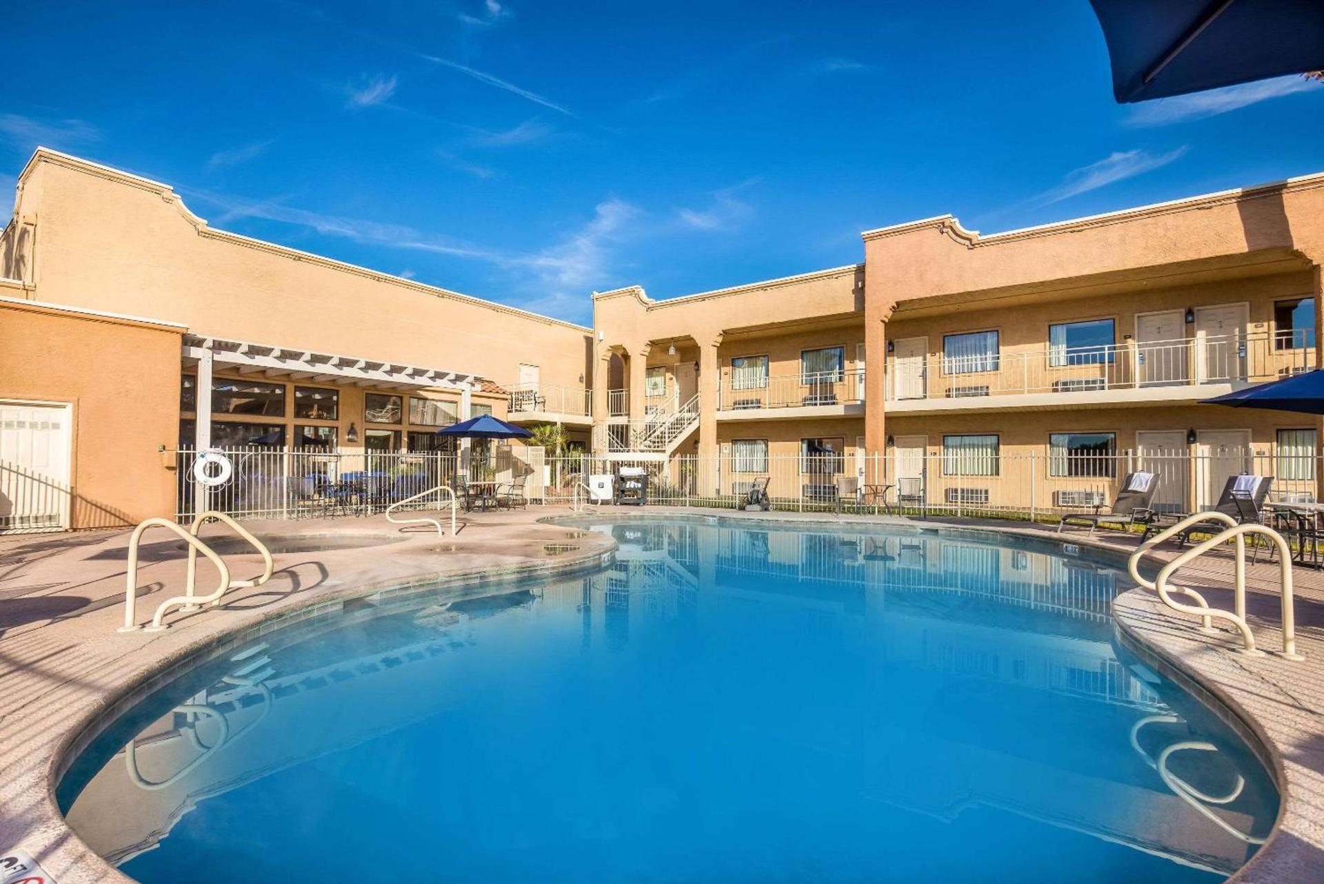Clarion Suites St George - Convention Center Area photo 27