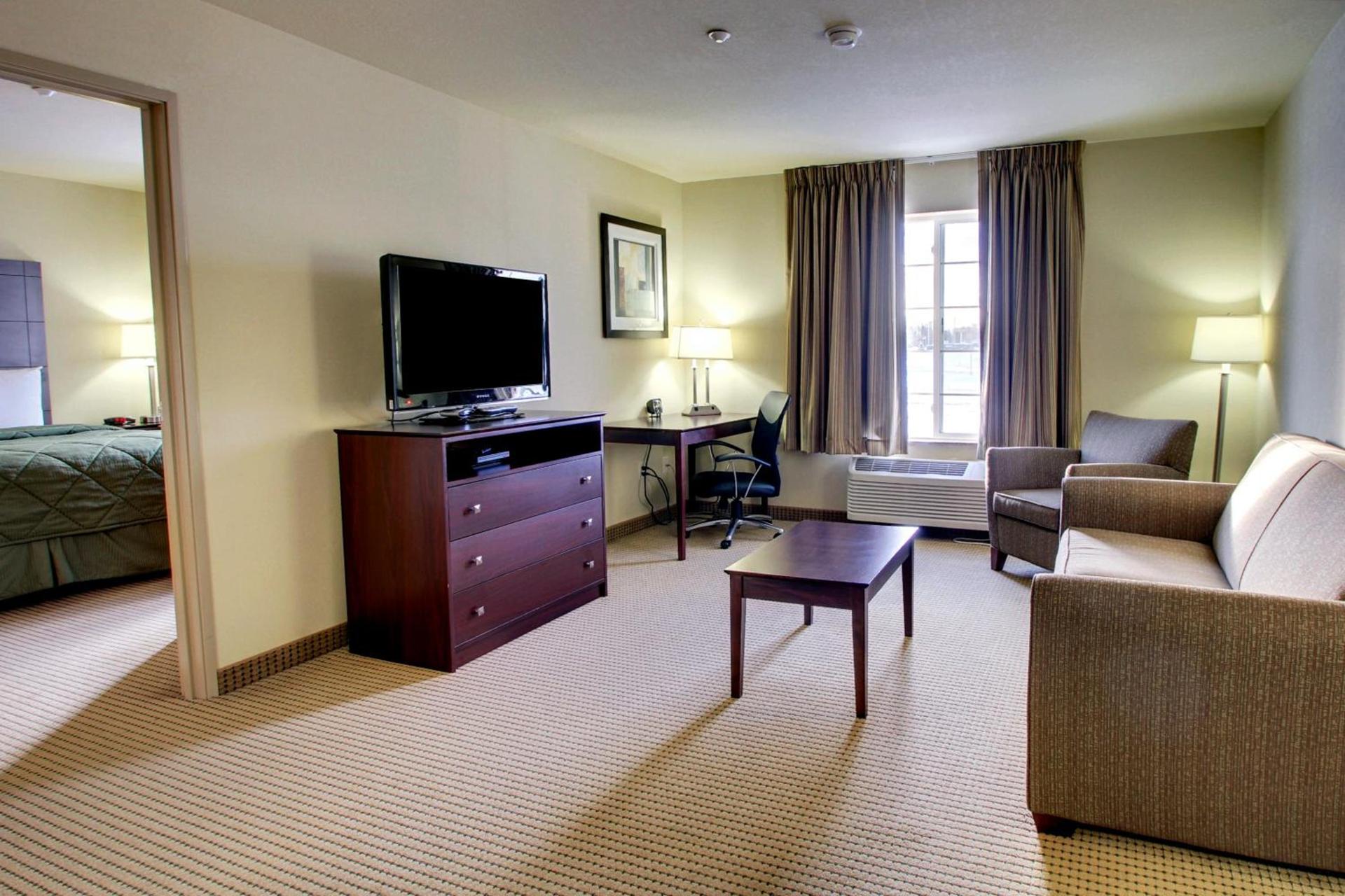 Cobblestone Inn and Suites - Eaton photo 30