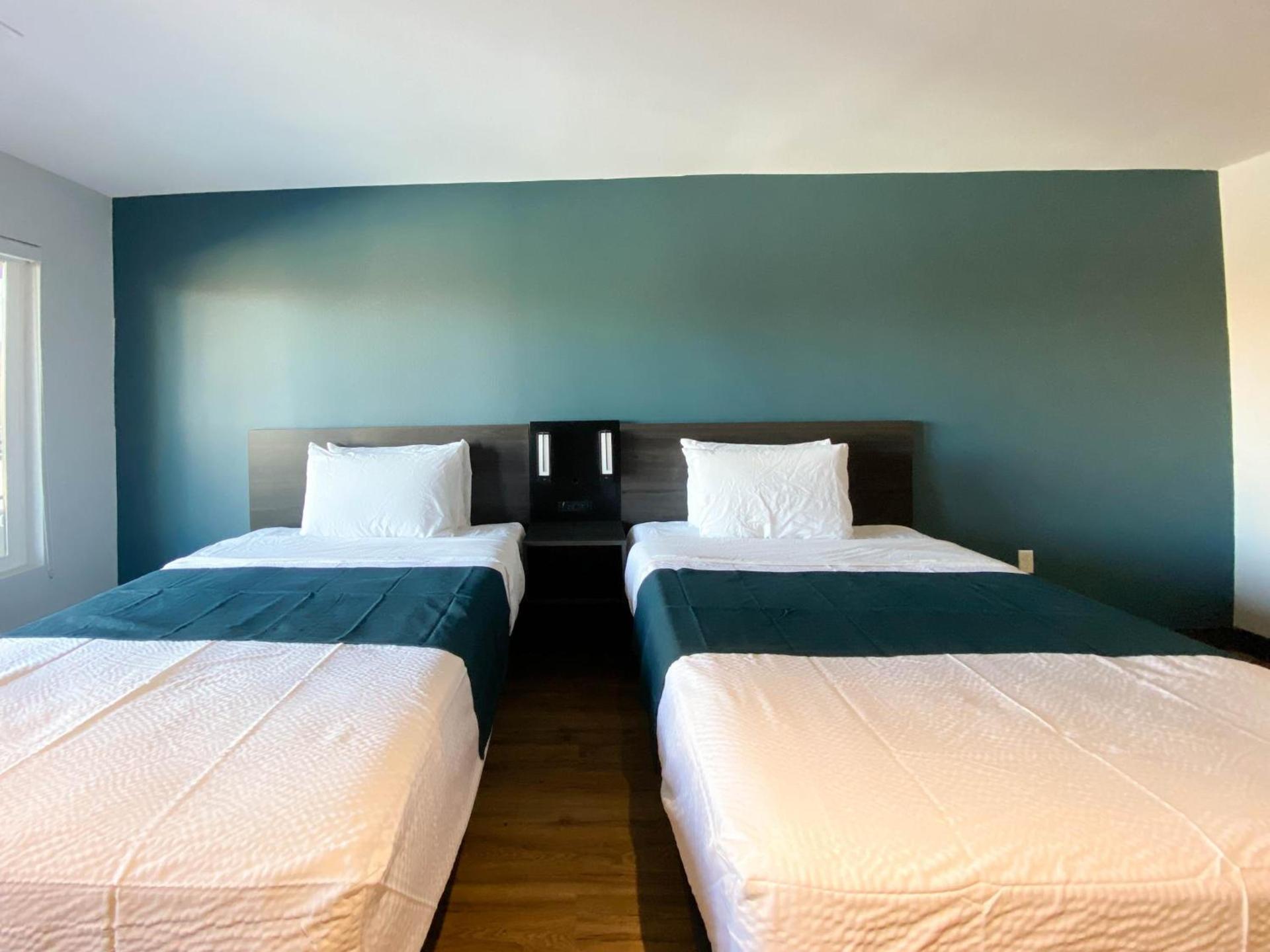 Studio 6 Suites Stockton, CA Waterfront photo 42