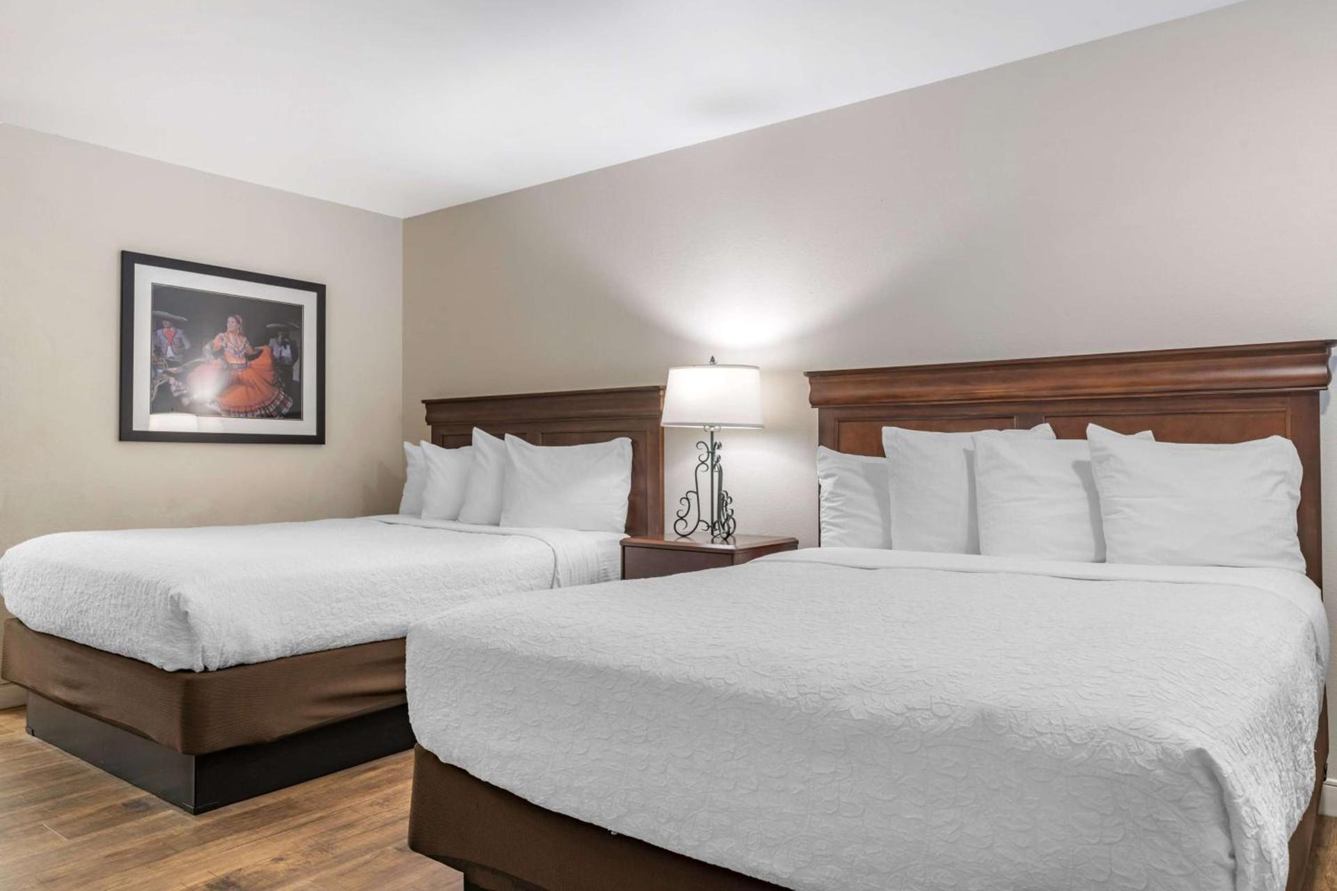 Best Western Rose Garden Inn photo 25