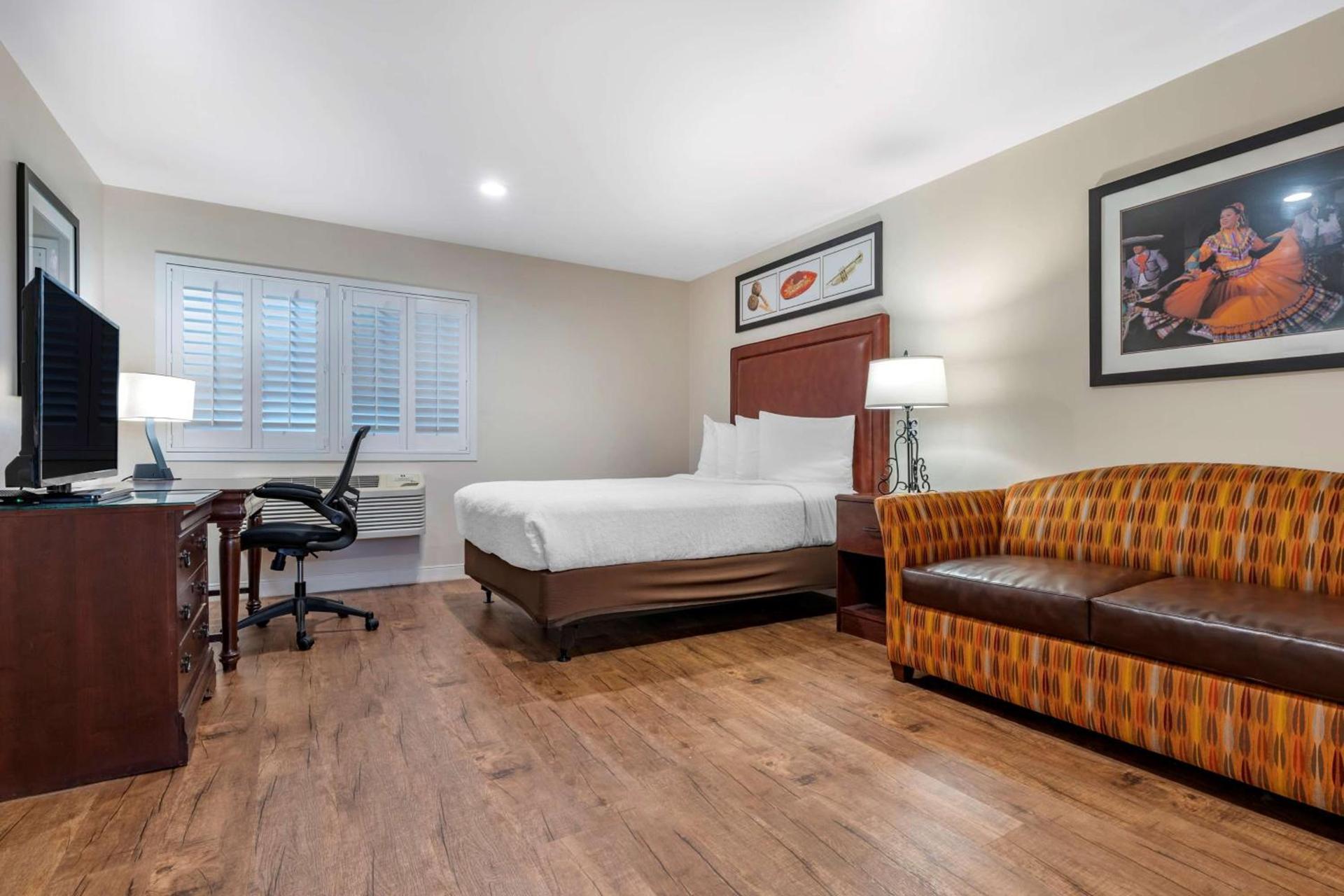 Best Western Rose Garden Inn photo 29