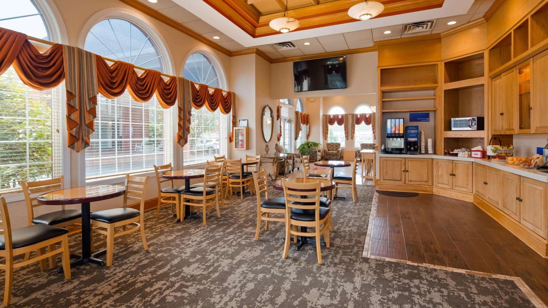 Best Western Fredericksburg photo 6