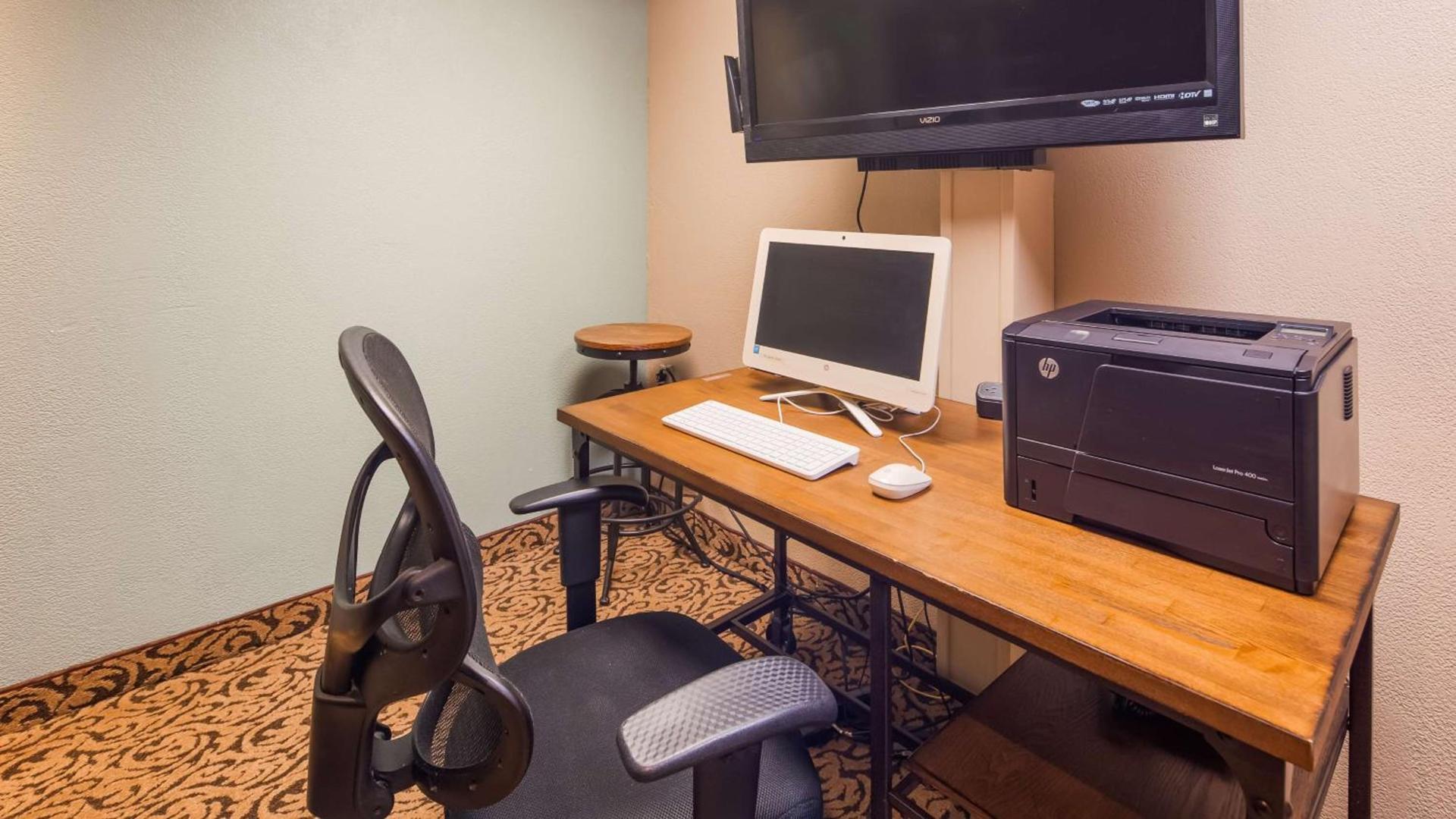 Best Western Fredericksburg photo 21