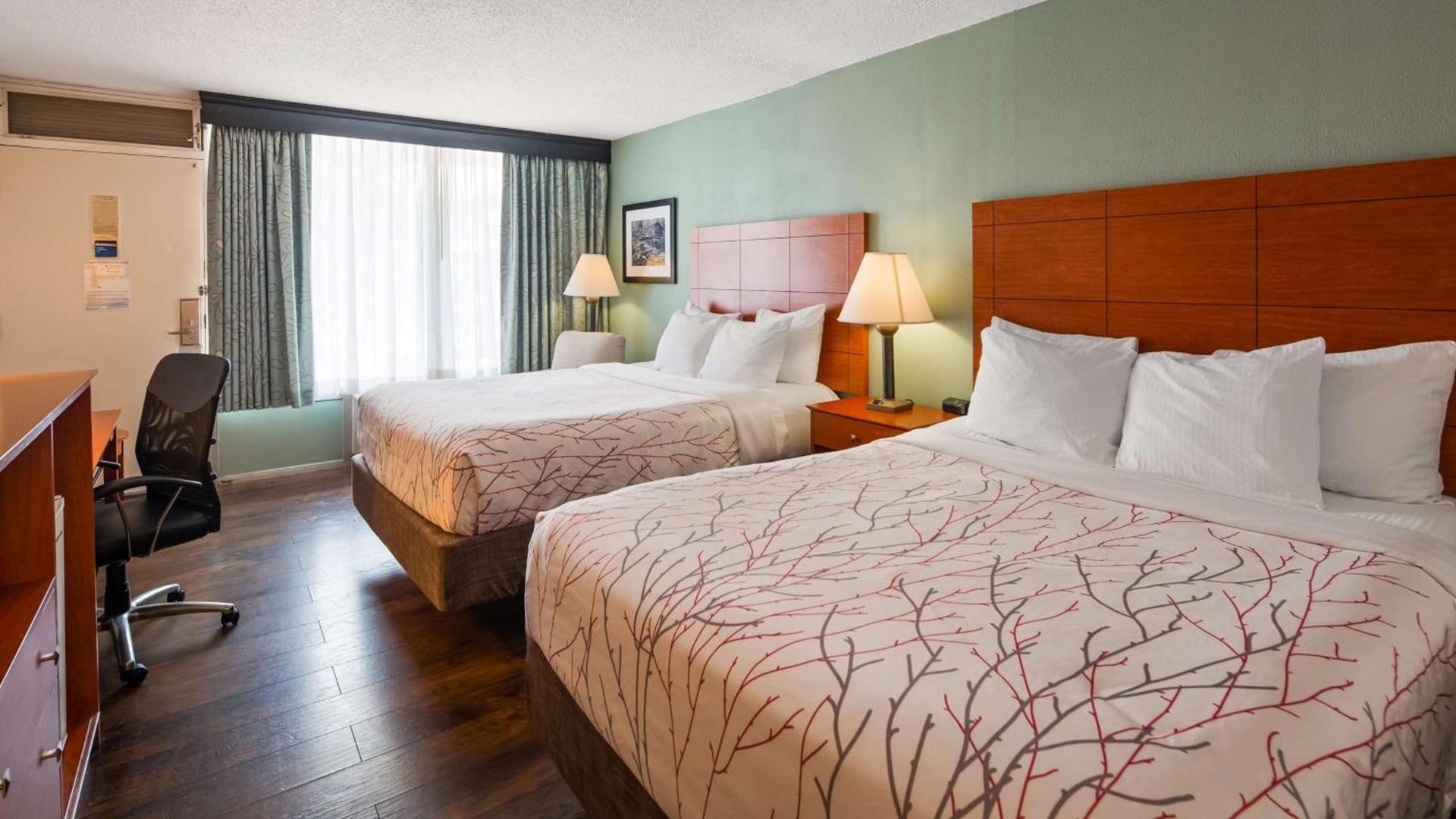 Best Western Fredericksburg photo 3