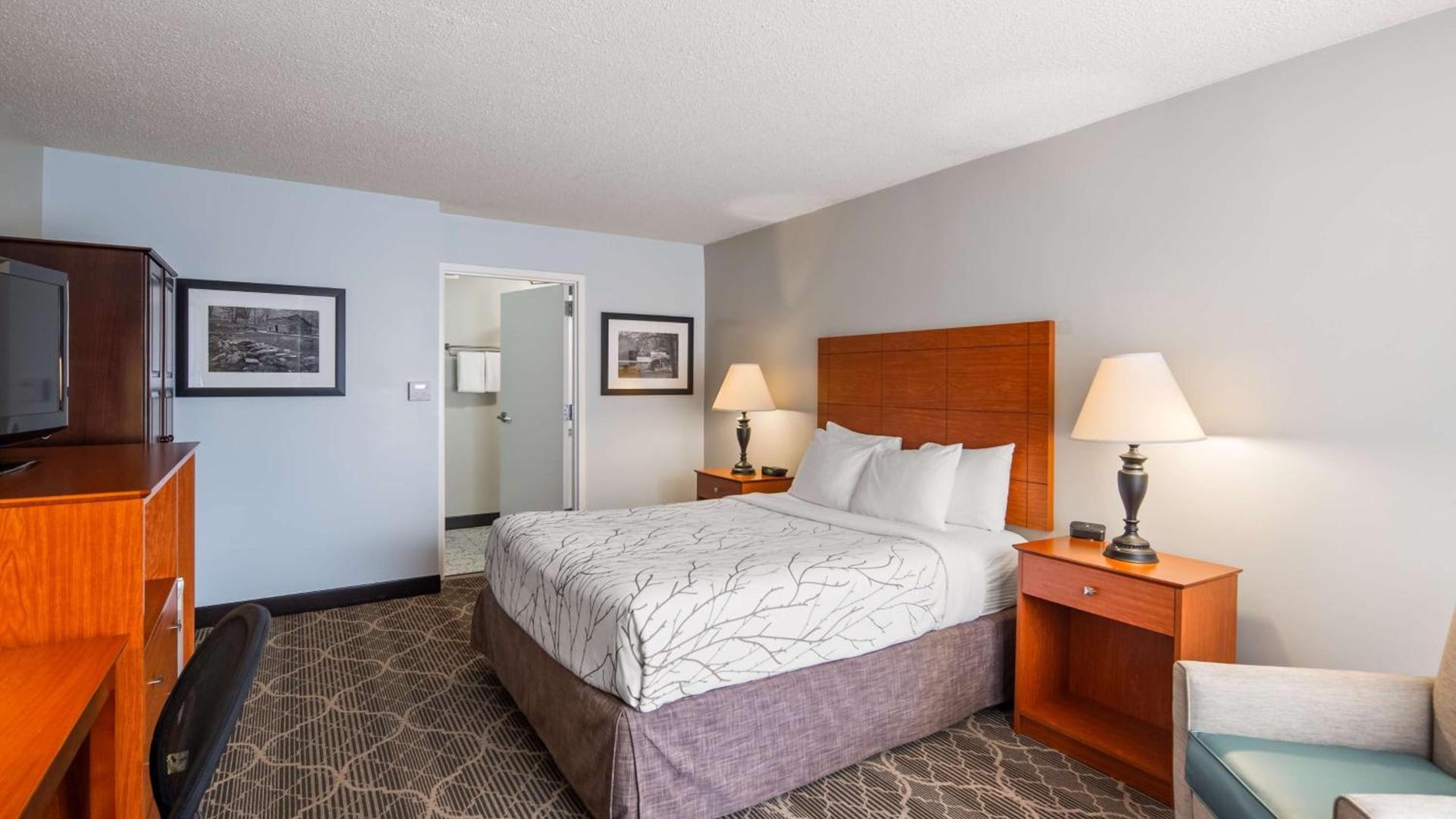 Best Western Fredericksburg photo 10