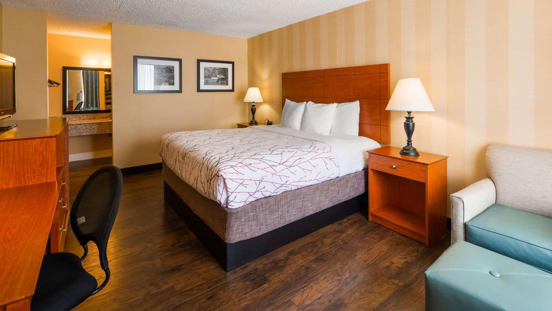 Best Western Fredericksburg photo 14