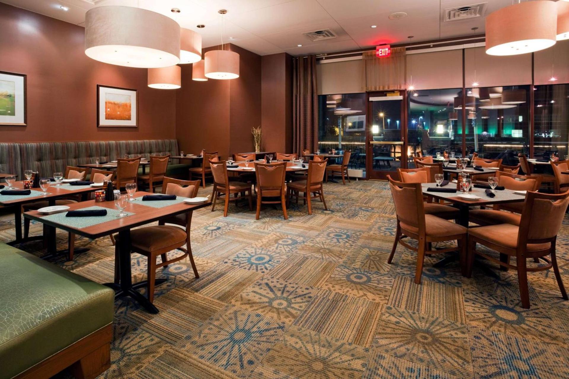 Sonesta Milwaukee West Wauwatosa photo 12