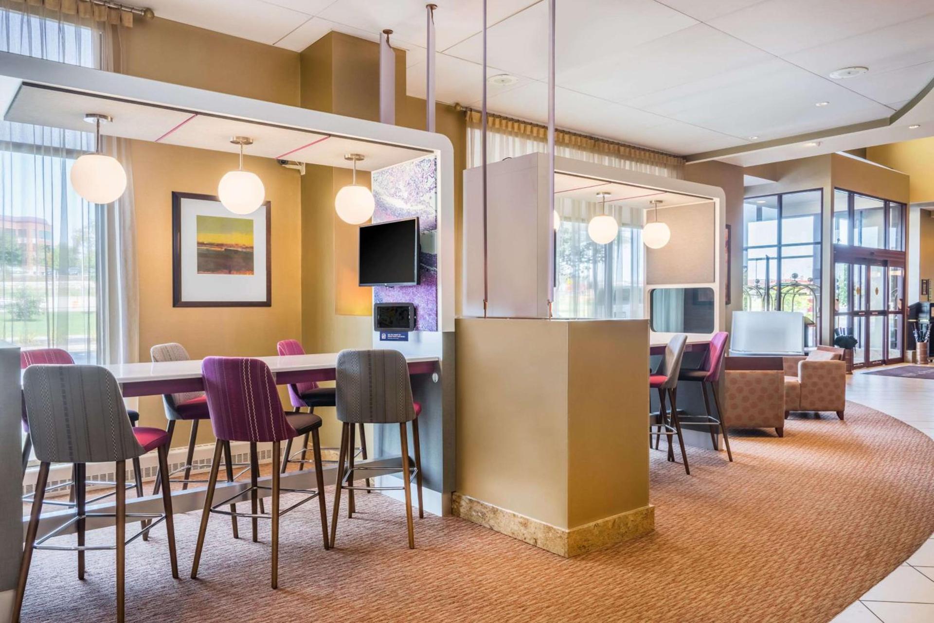 Sonesta Milwaukee West Wauwatosa photo 50