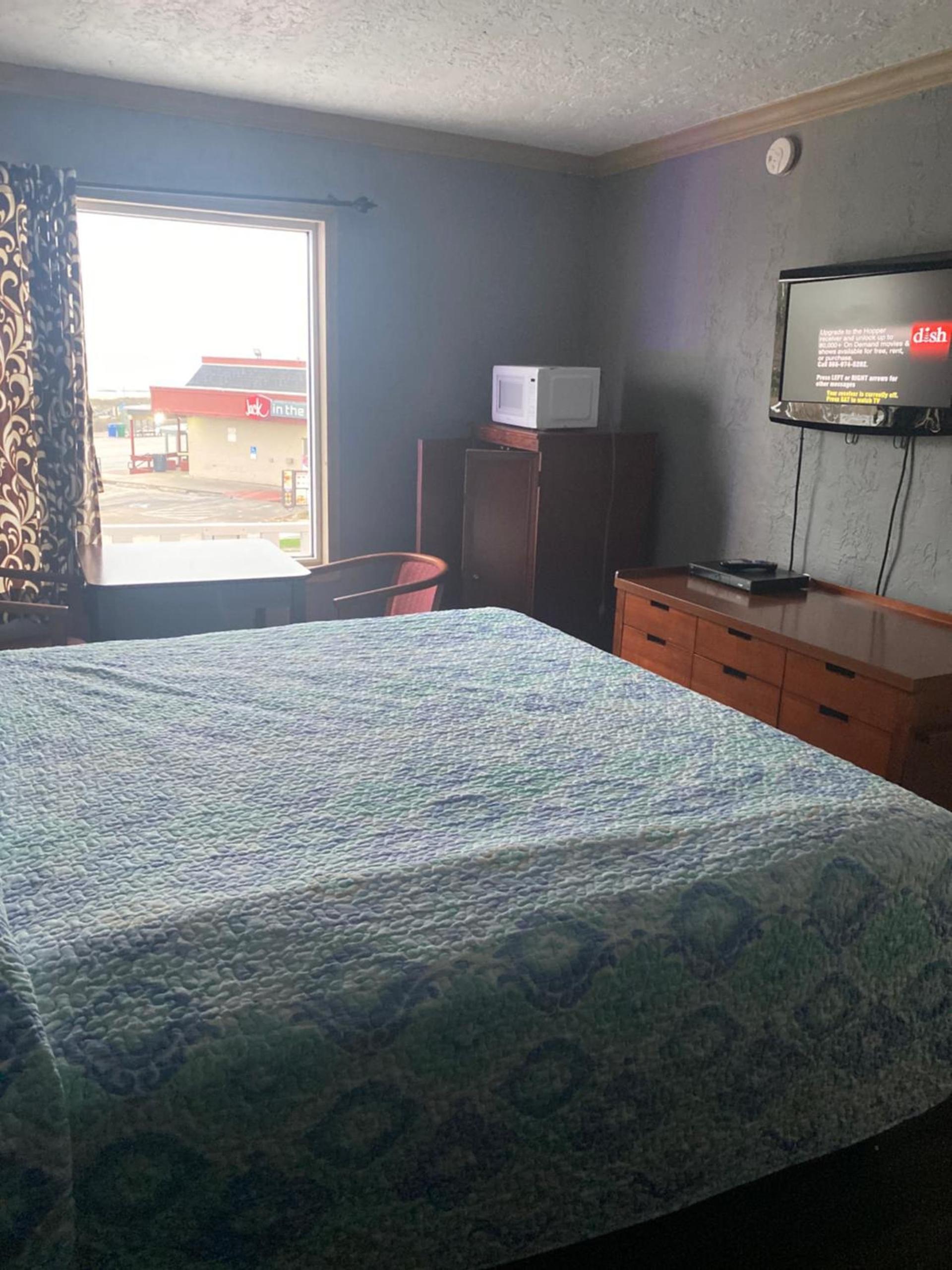 Surf Motel and Apartments photo 11