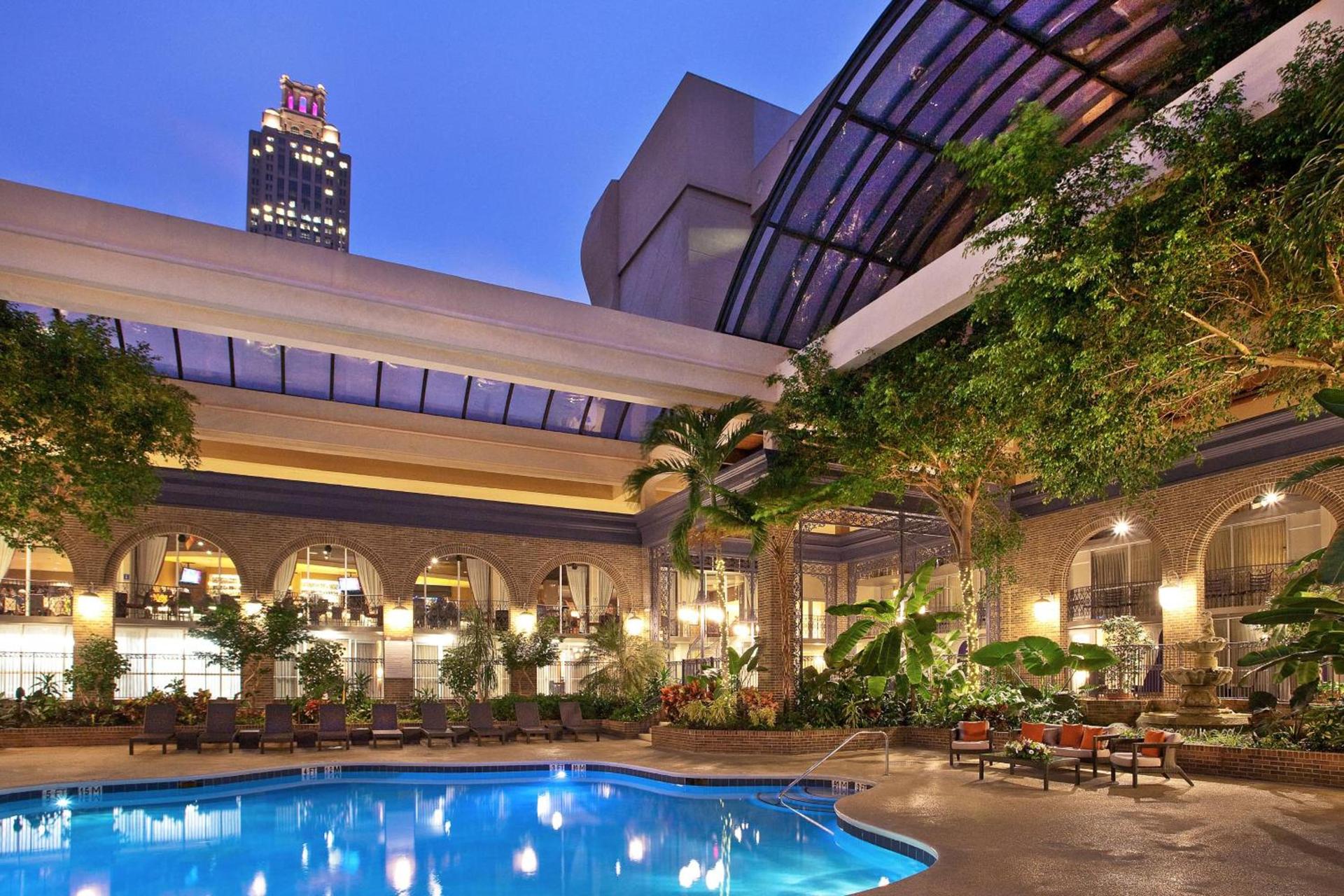 Courtland Grand Hotel, Trademark Collection by Wyndham photo 2