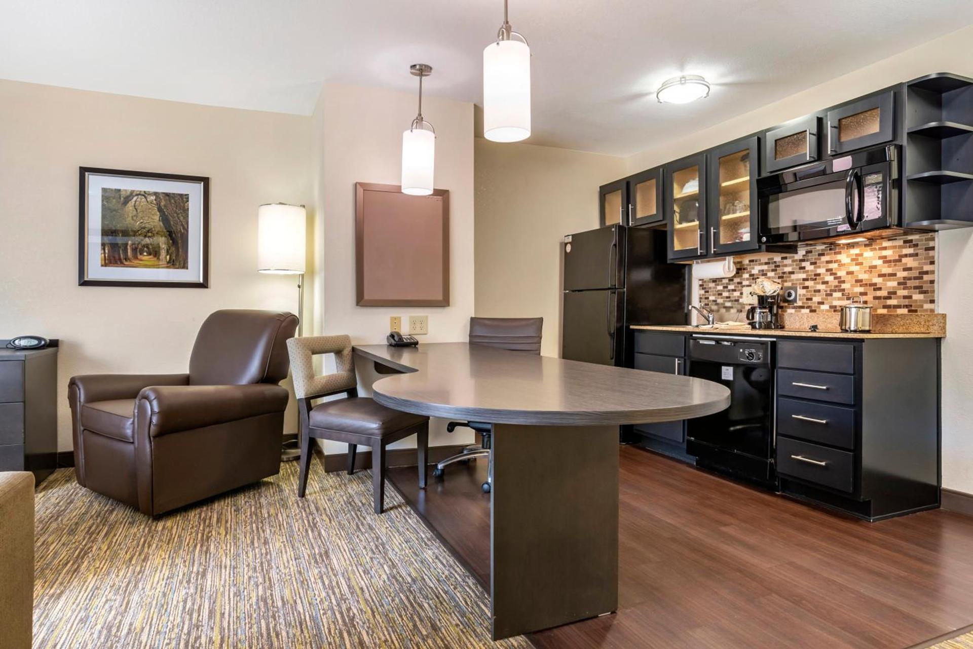 Candlewood Suites Alabaster by IHG photo 24