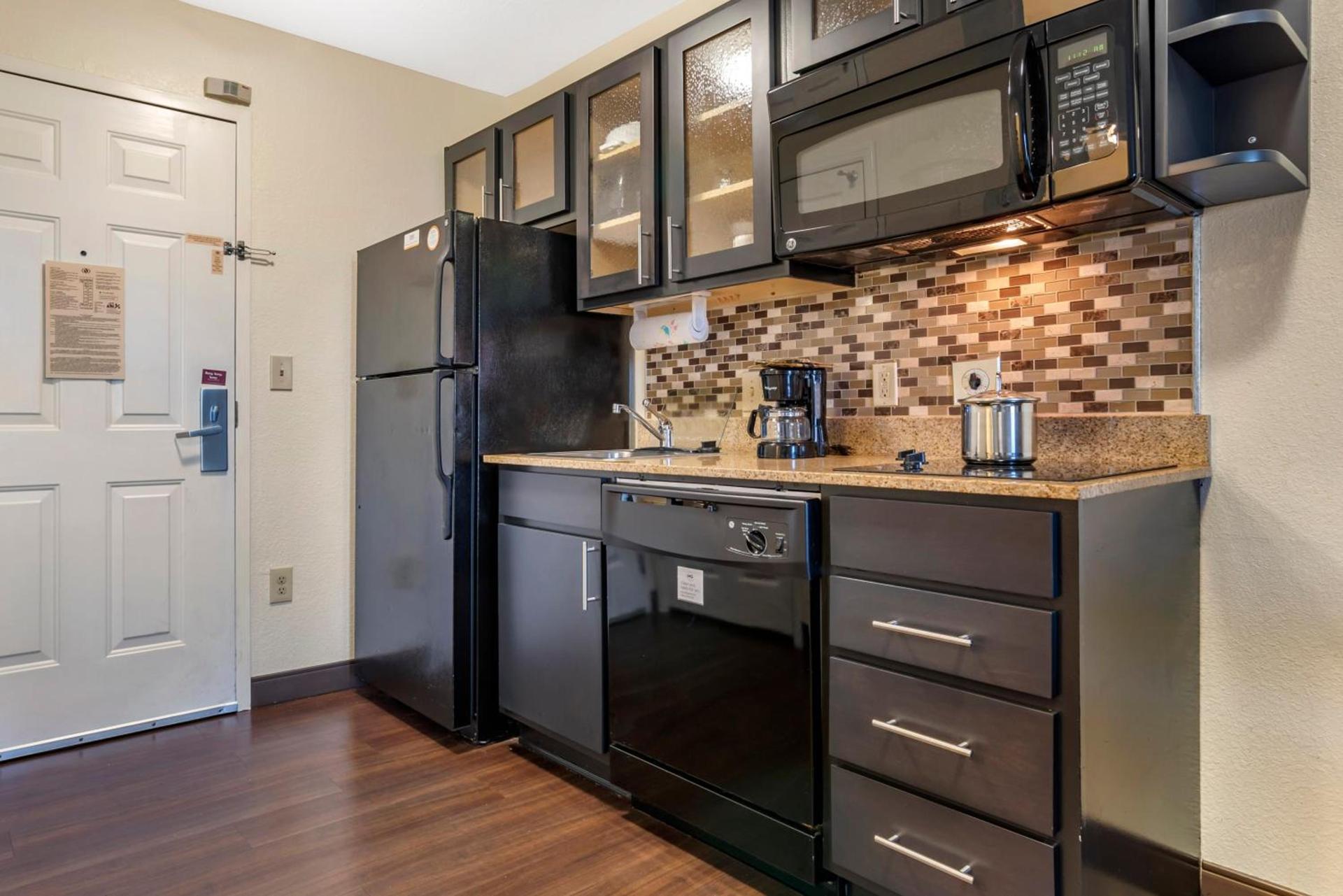 Candlewood Suites Alabaster by IHG photo 27