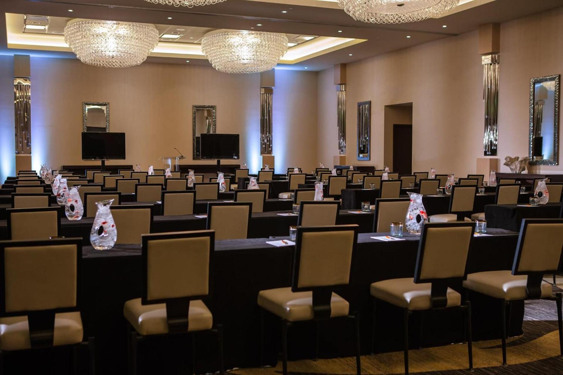 Kimpton Hotel Palomar Phoenix Cityscape by IHG photo 20
