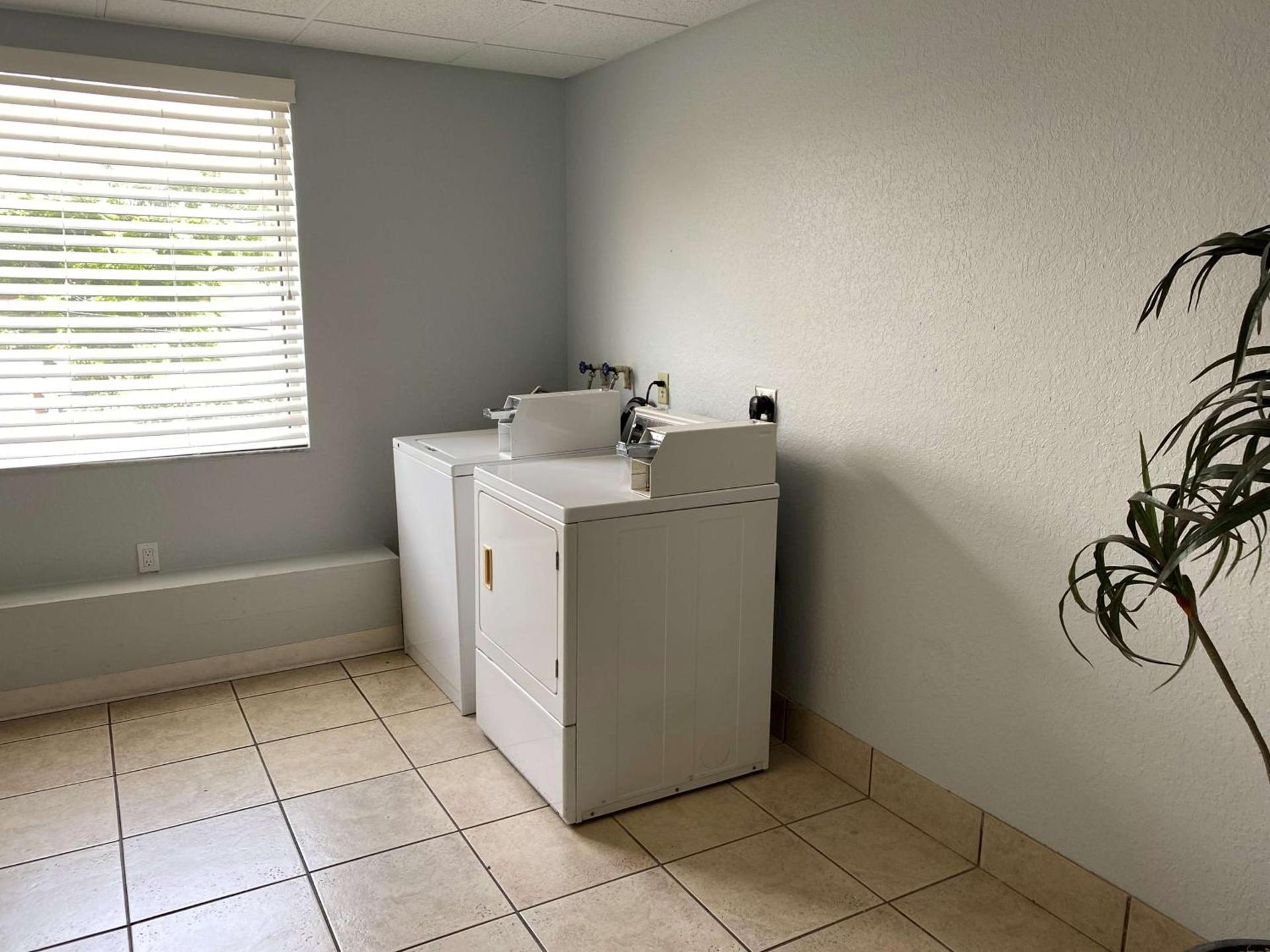Best Western Tampa photo 19