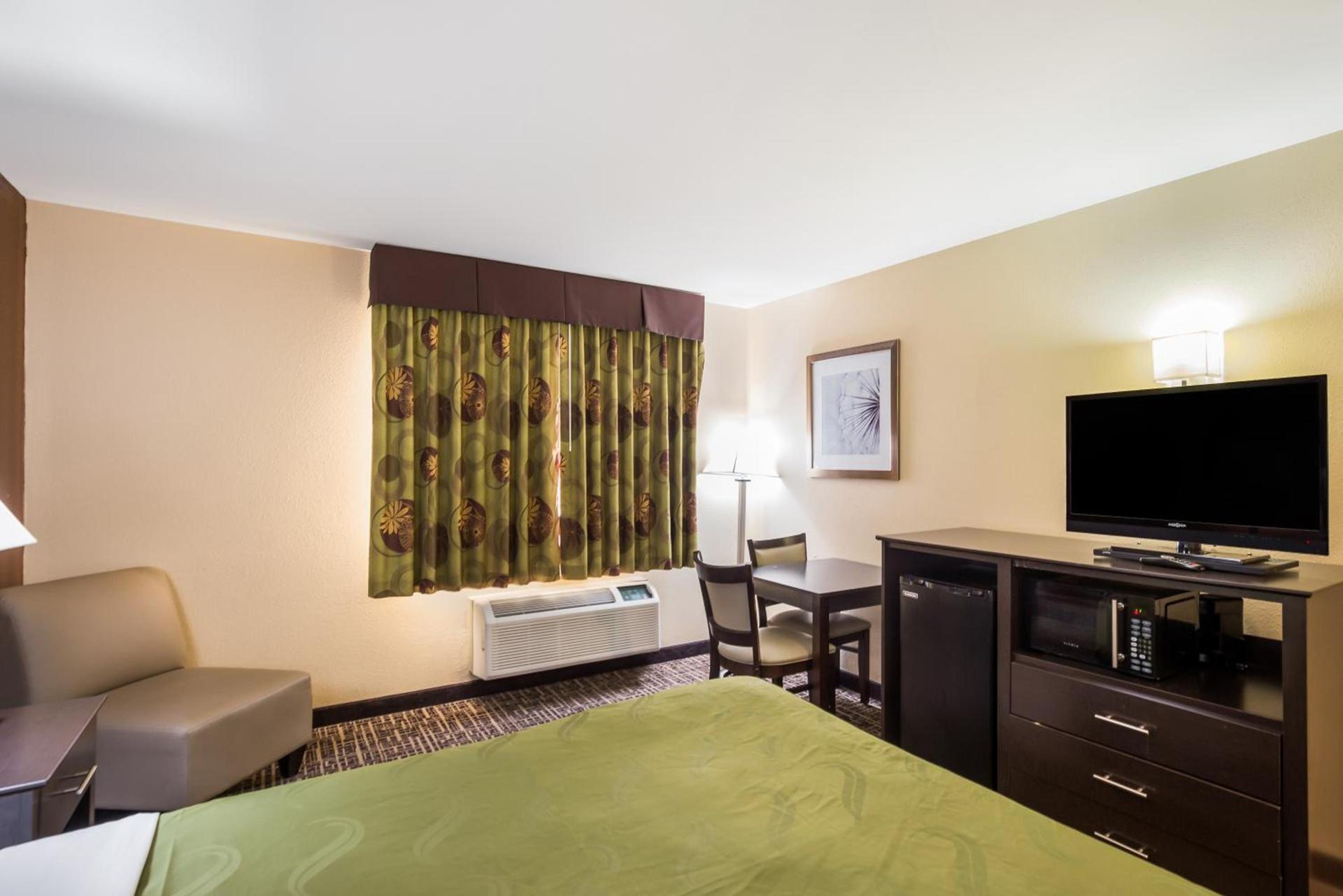 Quality Inn & Suites Caseyville - St Louis photo 32