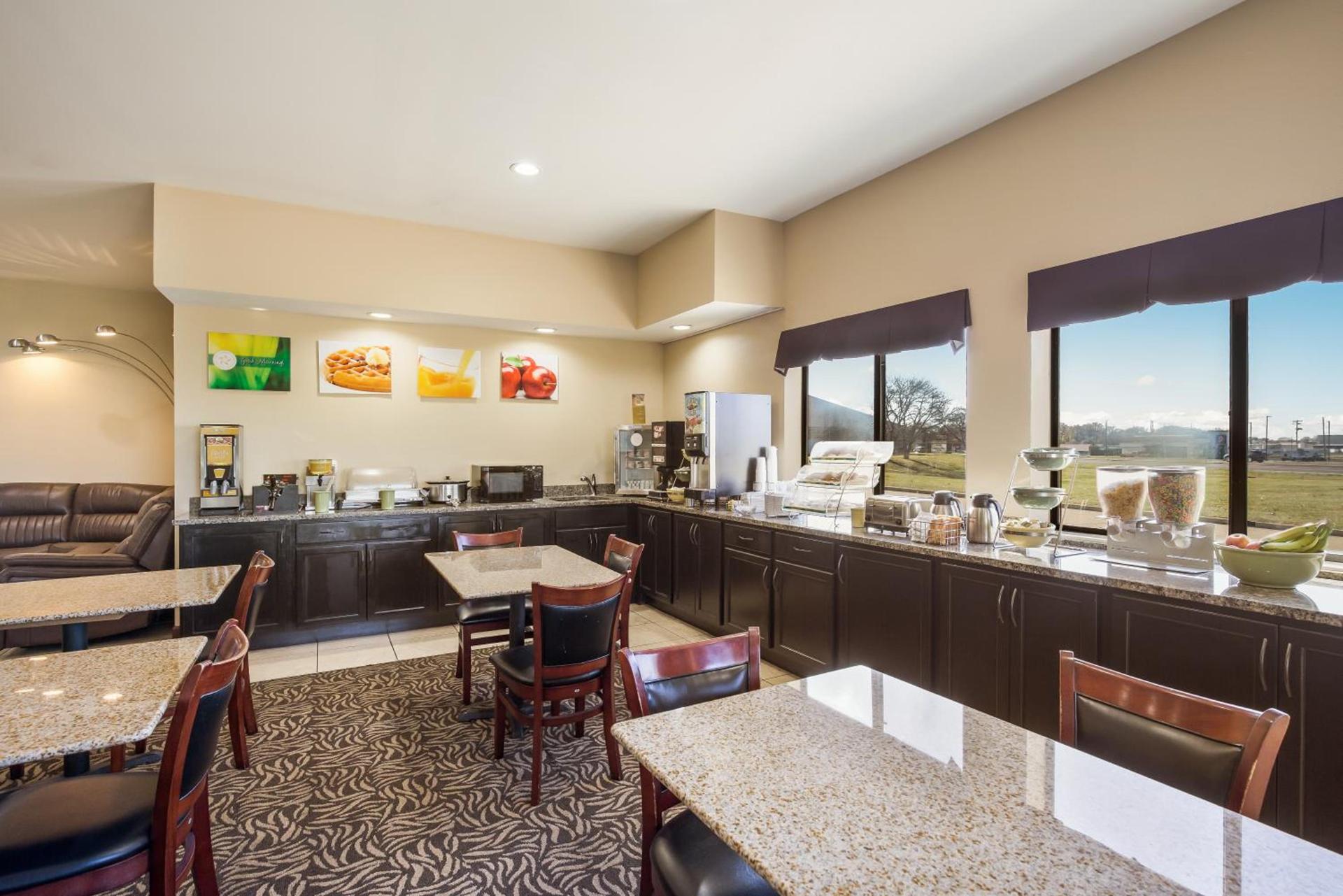 Quality Inn & Suites Caseyville - St Louis photo 21