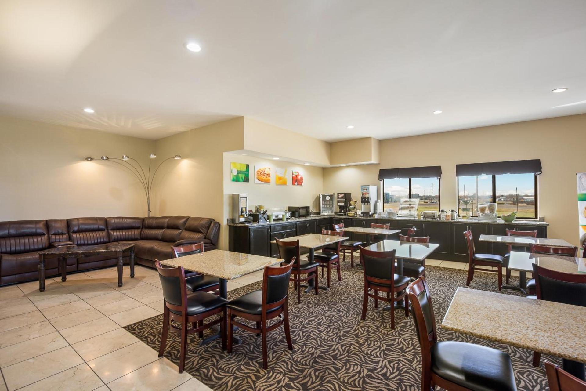 Quality Inn & Suites Caseyville - St Louis photo 23