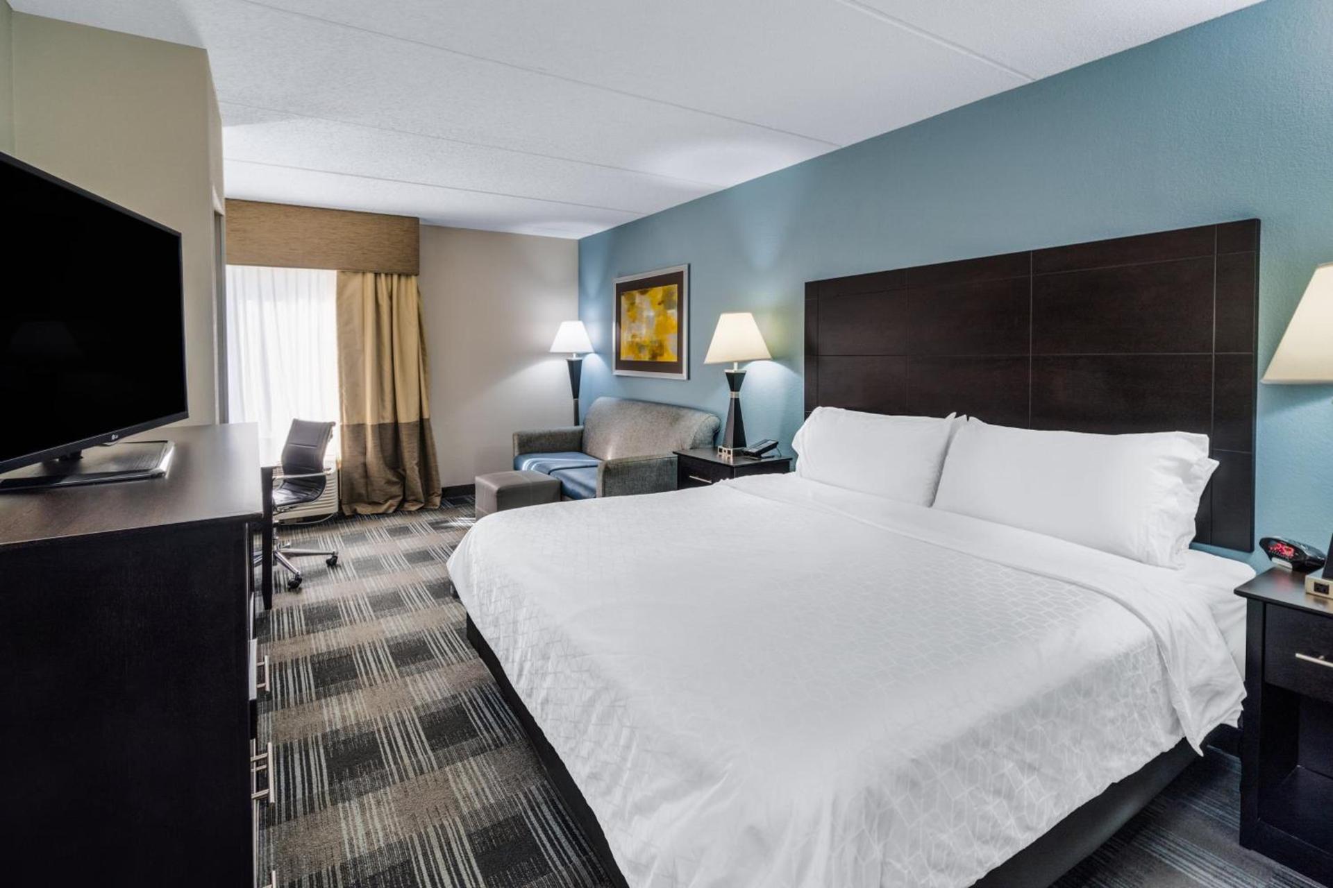 Holiday Inn Express Forsyth by IHG photo 43