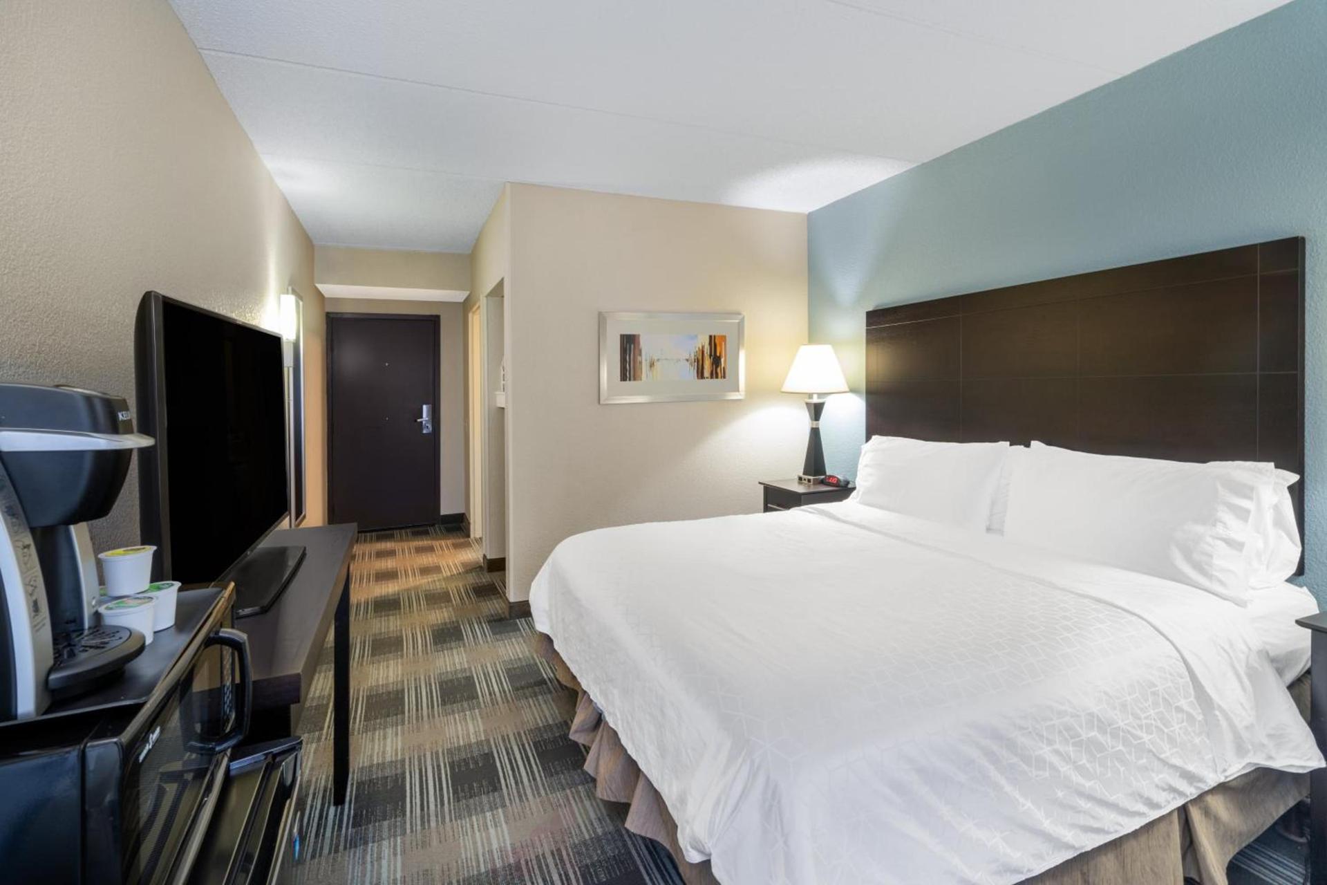 Holiday Inn Express Forsyth by IHG photo 26
