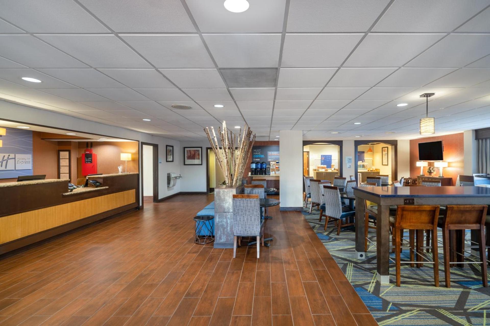 Holiday Inn Express Forsyth by IHG photo 37