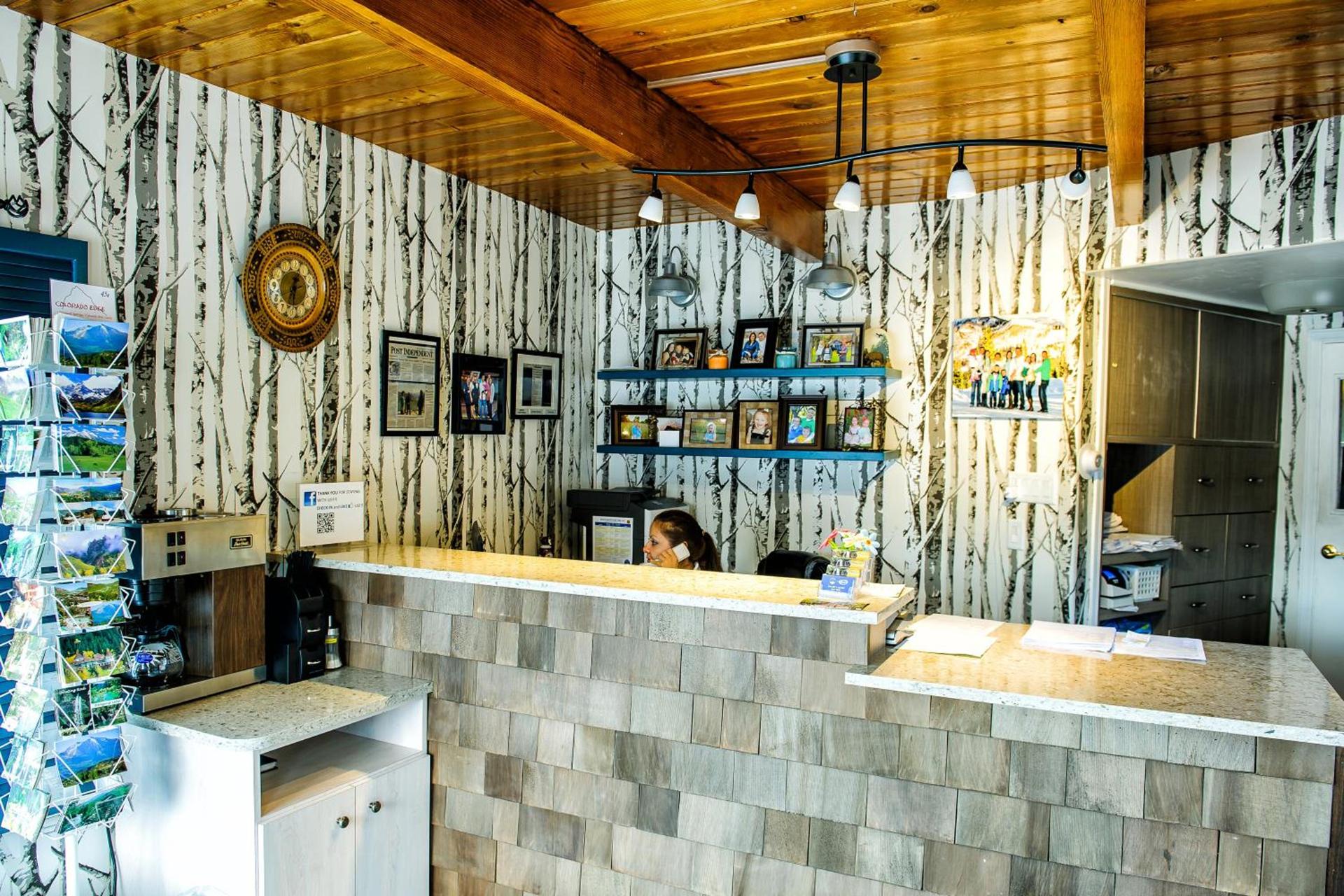 Glenwood Springs Inn photo 40