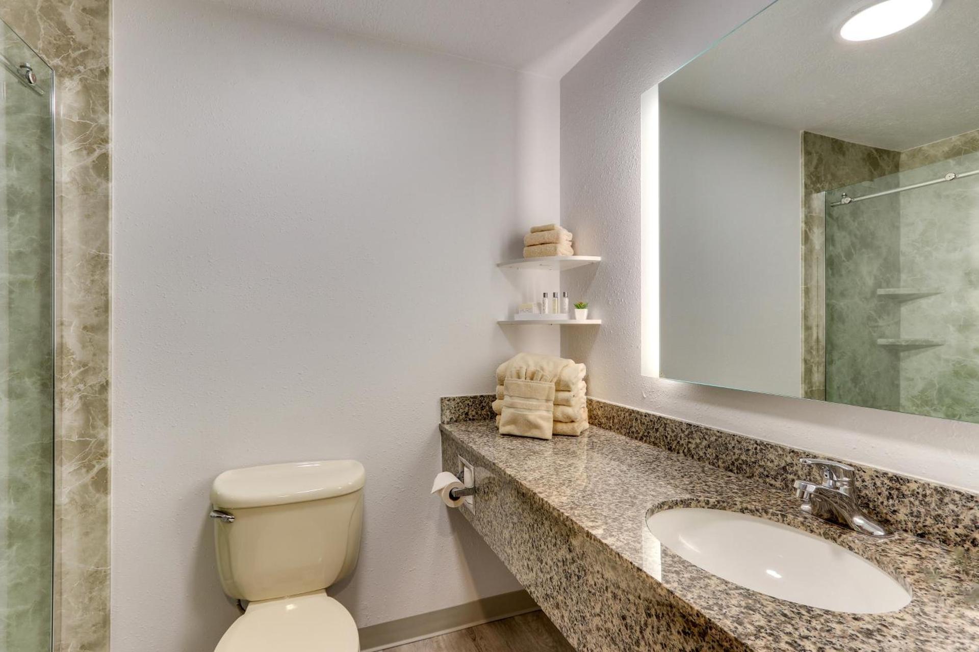 Parkshore Resort photo 28