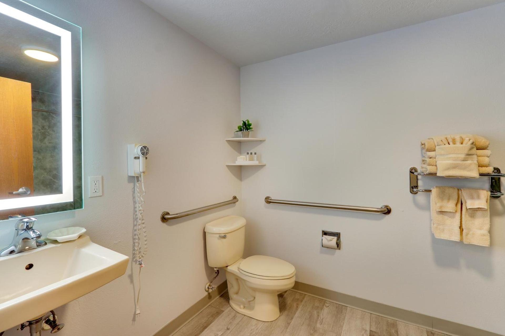 Parkshore Resort photo 36