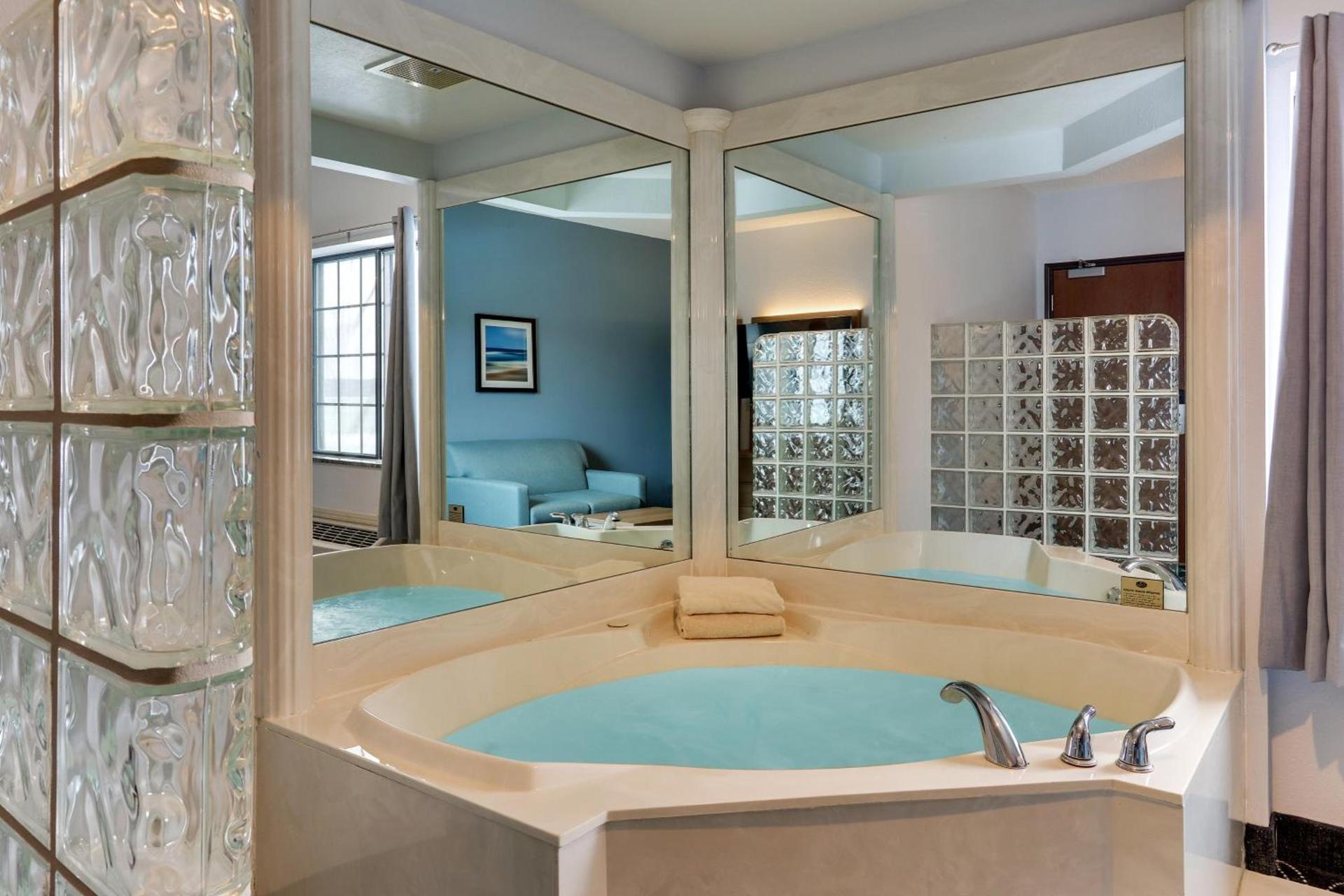 Parkshore Resort photo 56