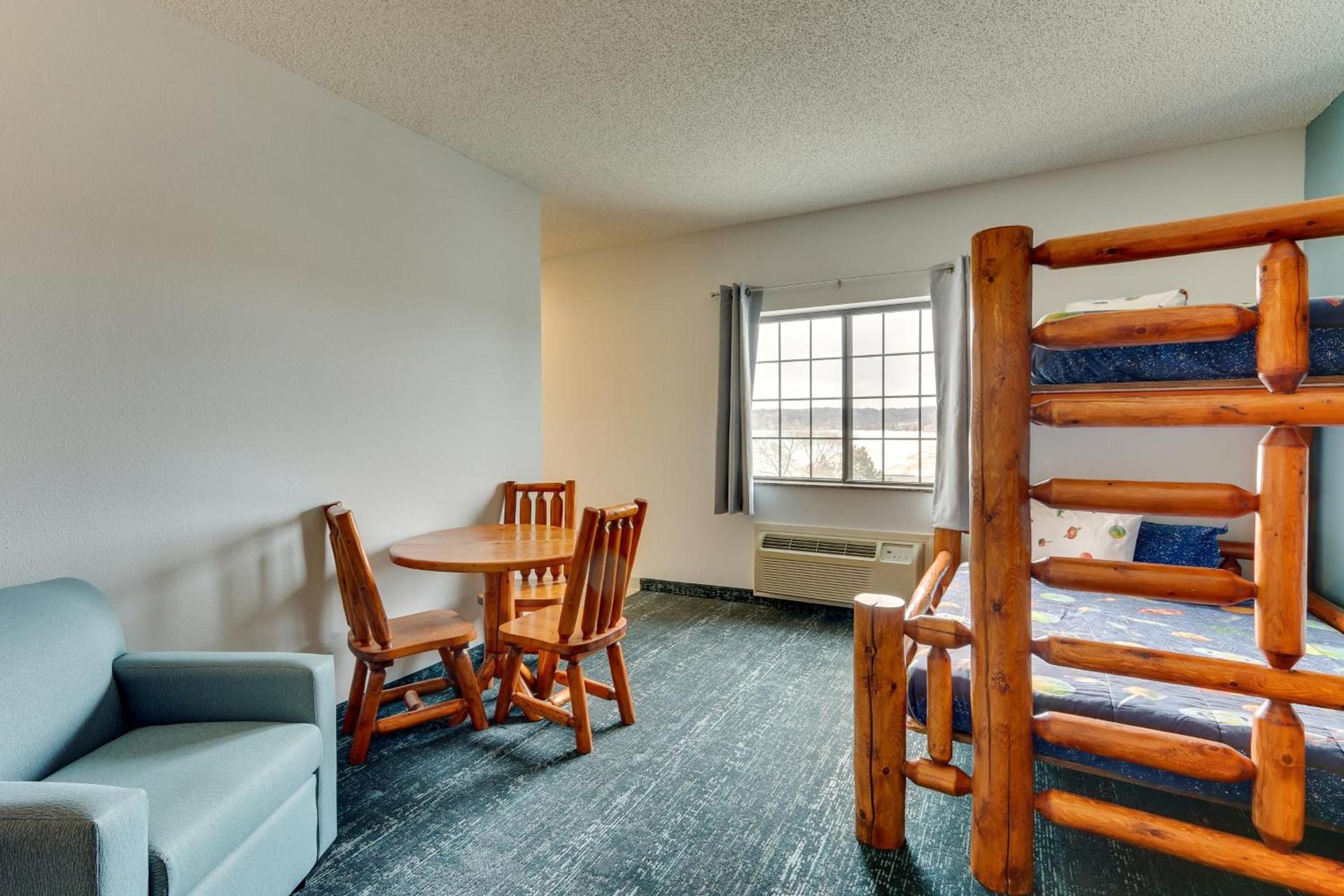 Parkshore Resort photo 59
