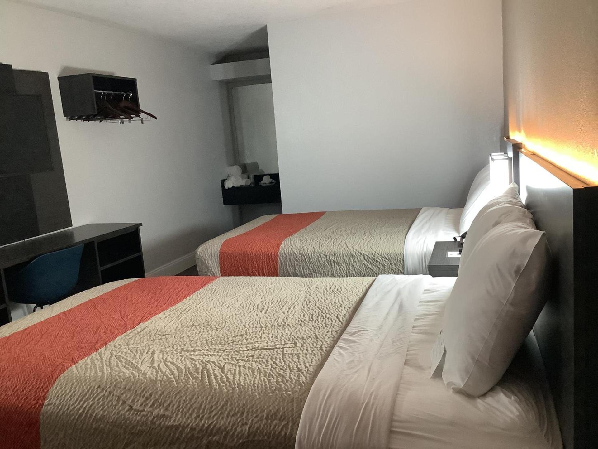 Motel 6-Memphis, TN - East photo 6