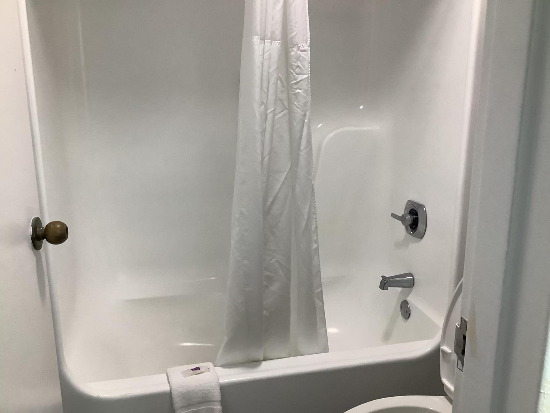 Motel 6-Memphis, TN - East photo 42