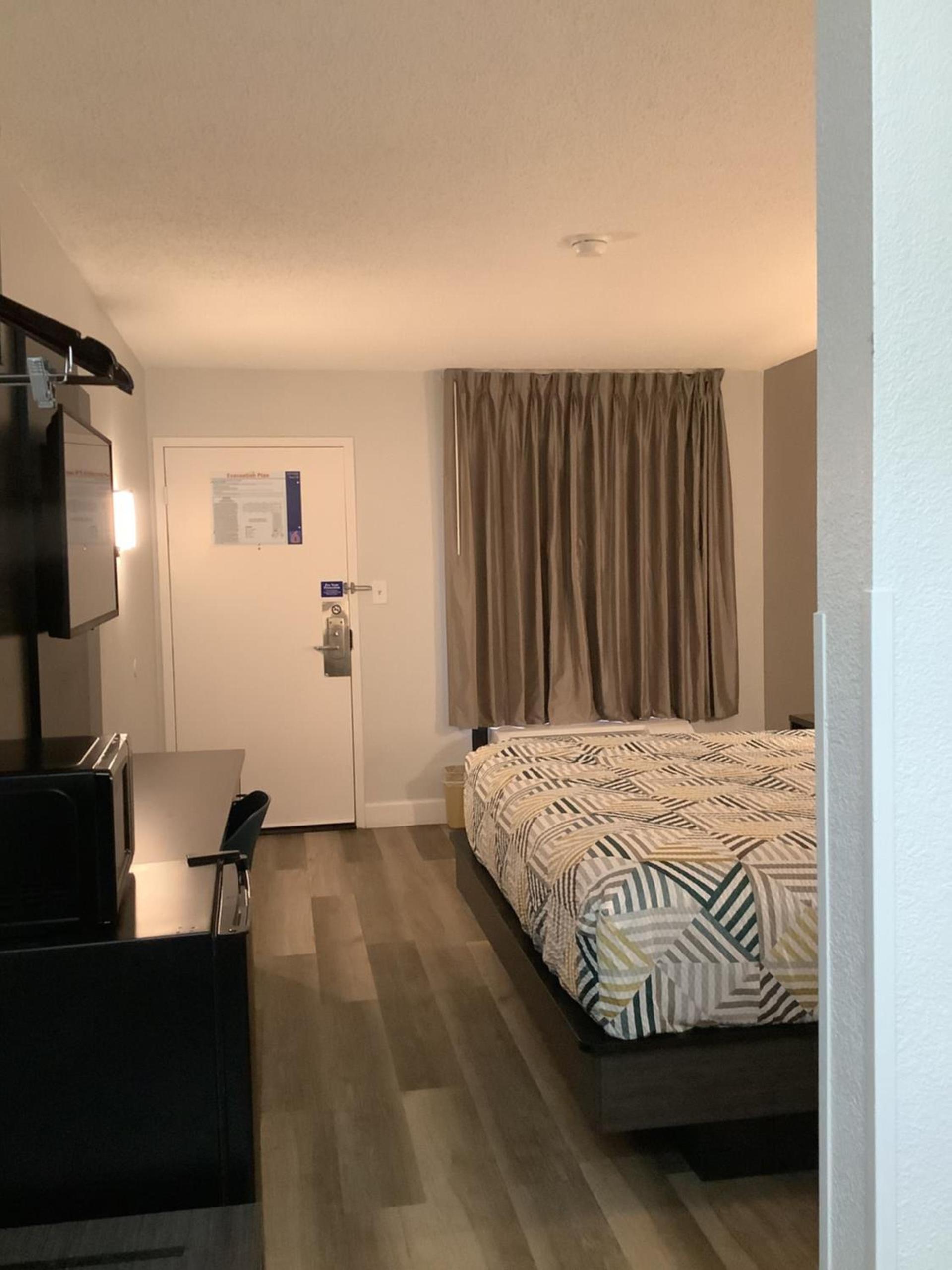 Motel 6-Memphis, TN - East photo 43